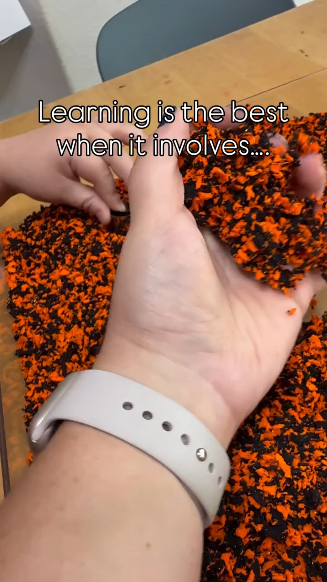 Pluffle + Pumpkins: equal parts mesmerizing play and sneaky learning! 
My little one dug through the Pluffle to find hidden letters, then matched them to the pumpkins, working on letter recognition, fine motor skills, and sensory exploration all at once.

#playfullymadediy #sensoryplay #letteractivities #preschoolactivity #pumpkinactivities #finemotoractivity #finemotoractivity #fallfun

#LTKKids #LTKHalloween #LTKSeasonal