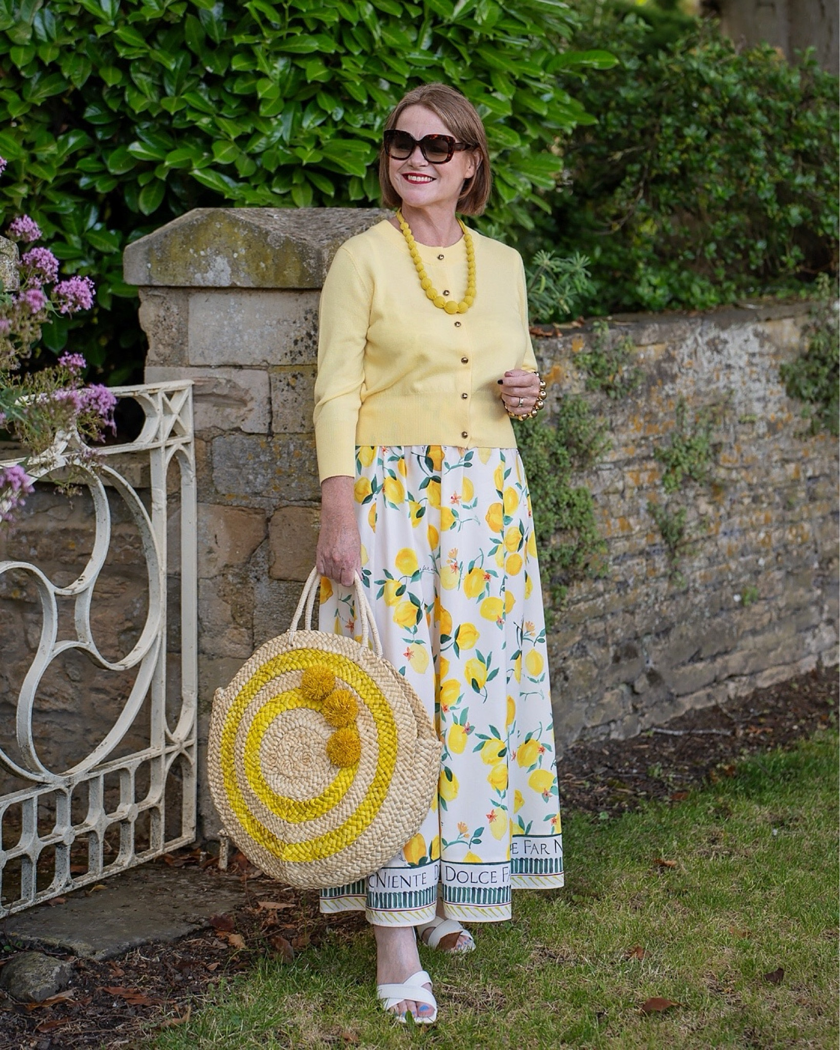 The loveliest of skirts with lemon print - 100% cotton 