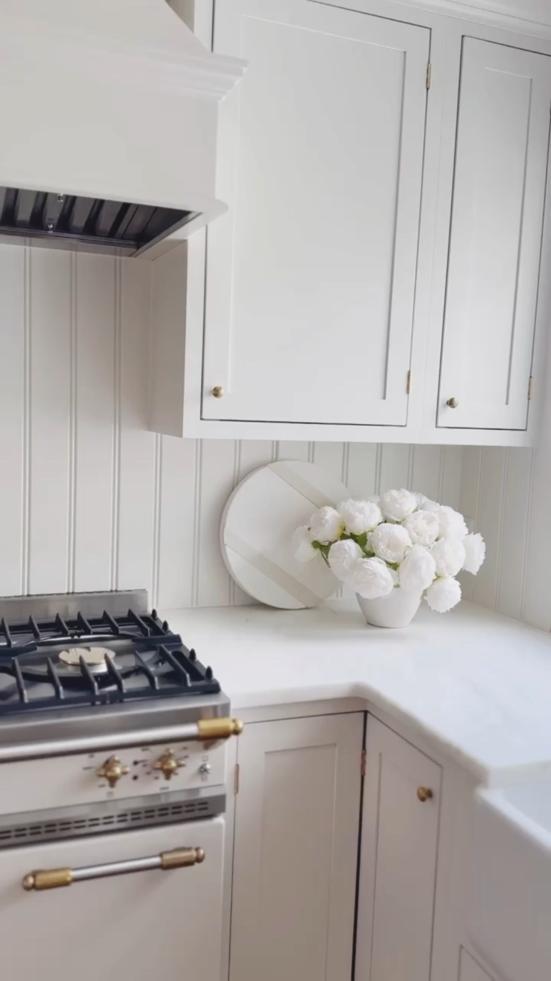 Bringing some everlasting beauty to my space with these gorgeous faux blooms 🌸✨ #FauxPeonies #HomeDecor #FloralArrangement #FauxFlowers #PeonyLove #DecorInspo #FauxFloral #InteriorDesign #FloralDecor #HomeStyling

#LTKHome #LTKStyleTip #LTKSaleAlert