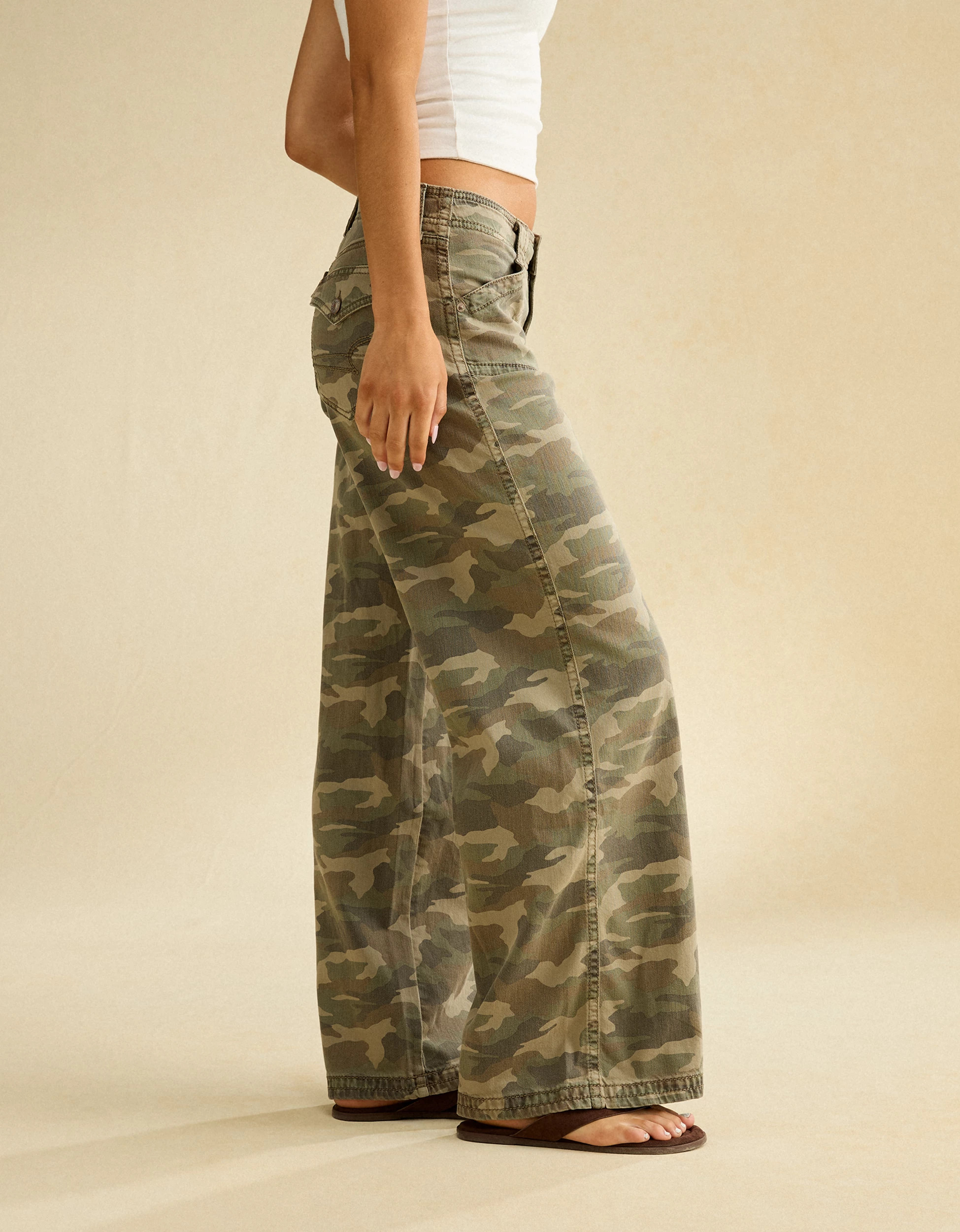 AE Low-Rise Ultra Wide-Leg Pant | American Eagle Outfitters (US & CA)