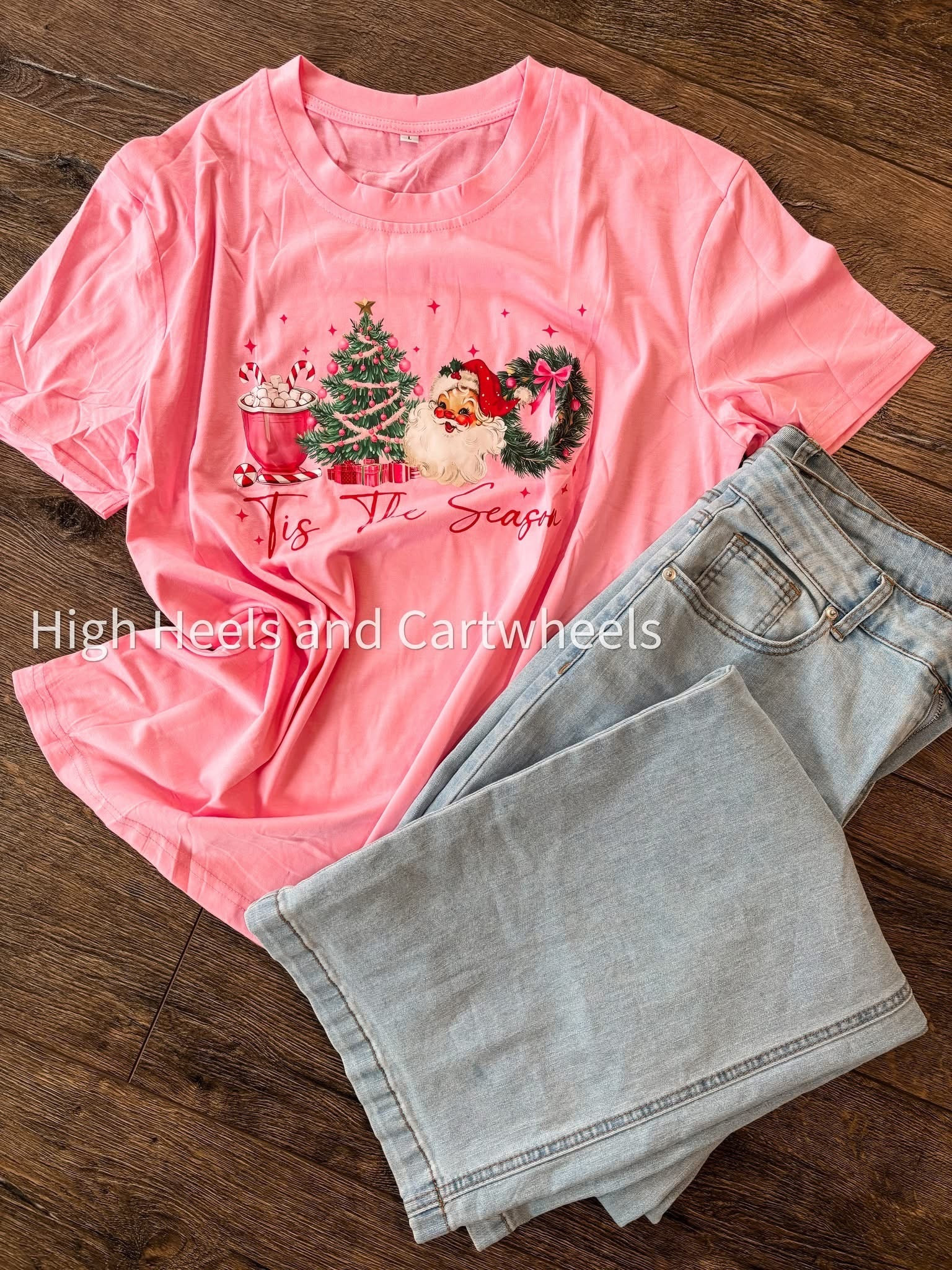 Cutest holiday tee!

#LTKFindsUnder50