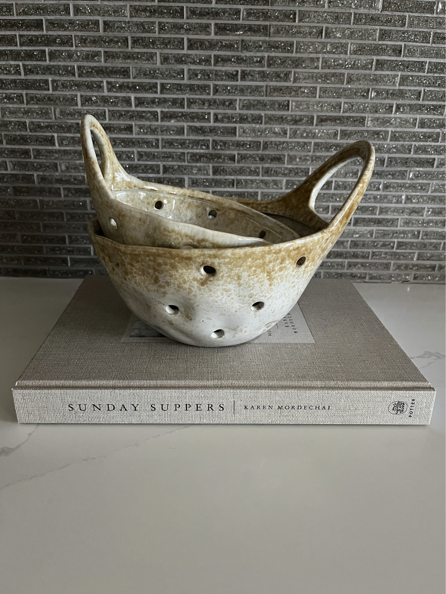 Berry bowls
Neutral kitchen 

#LTKhome #LTKsalealert #LTKfindsunder50