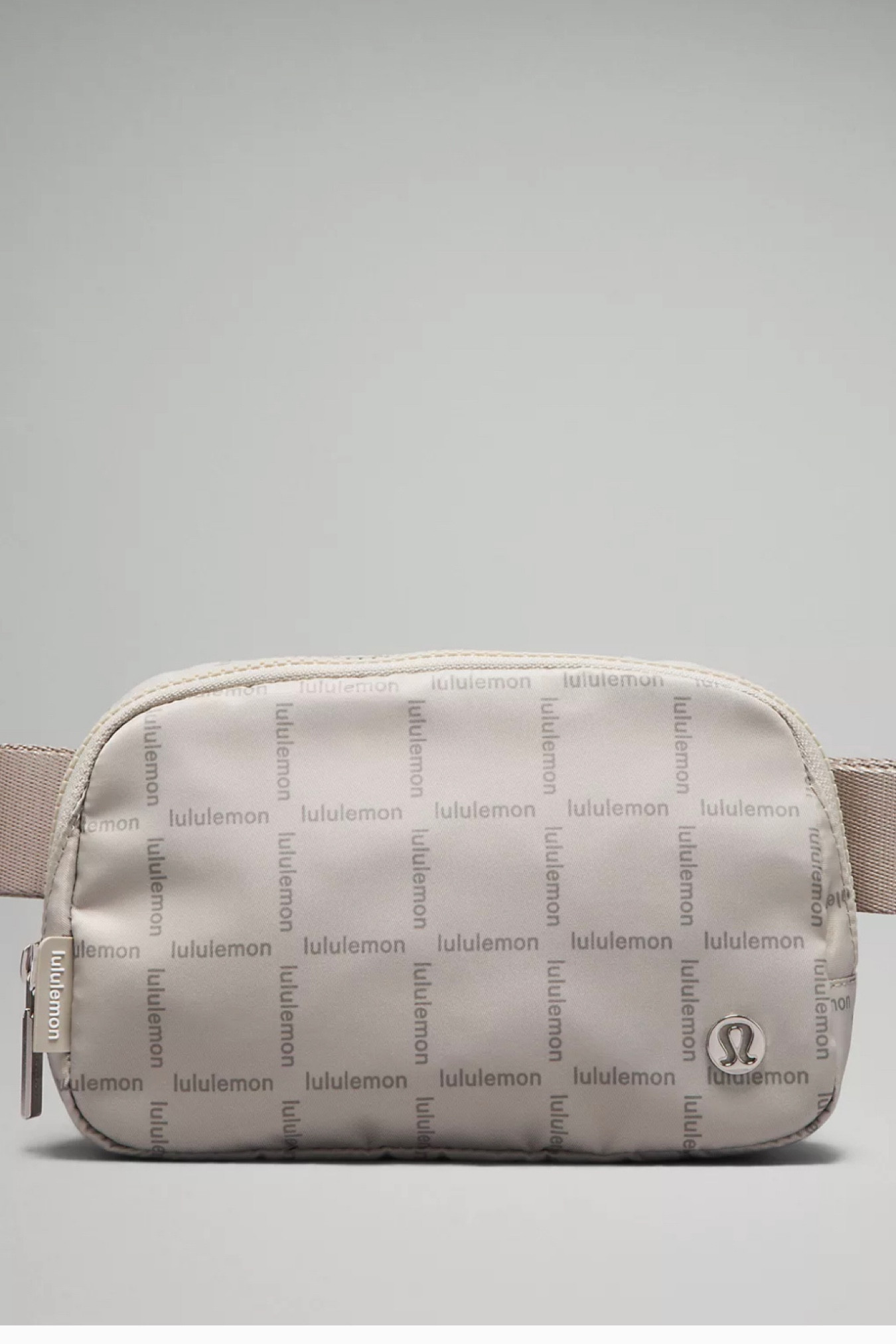 New belt bags!! #lululemon

#LTKstyletip #LTKitbag #LTKGiftGuide