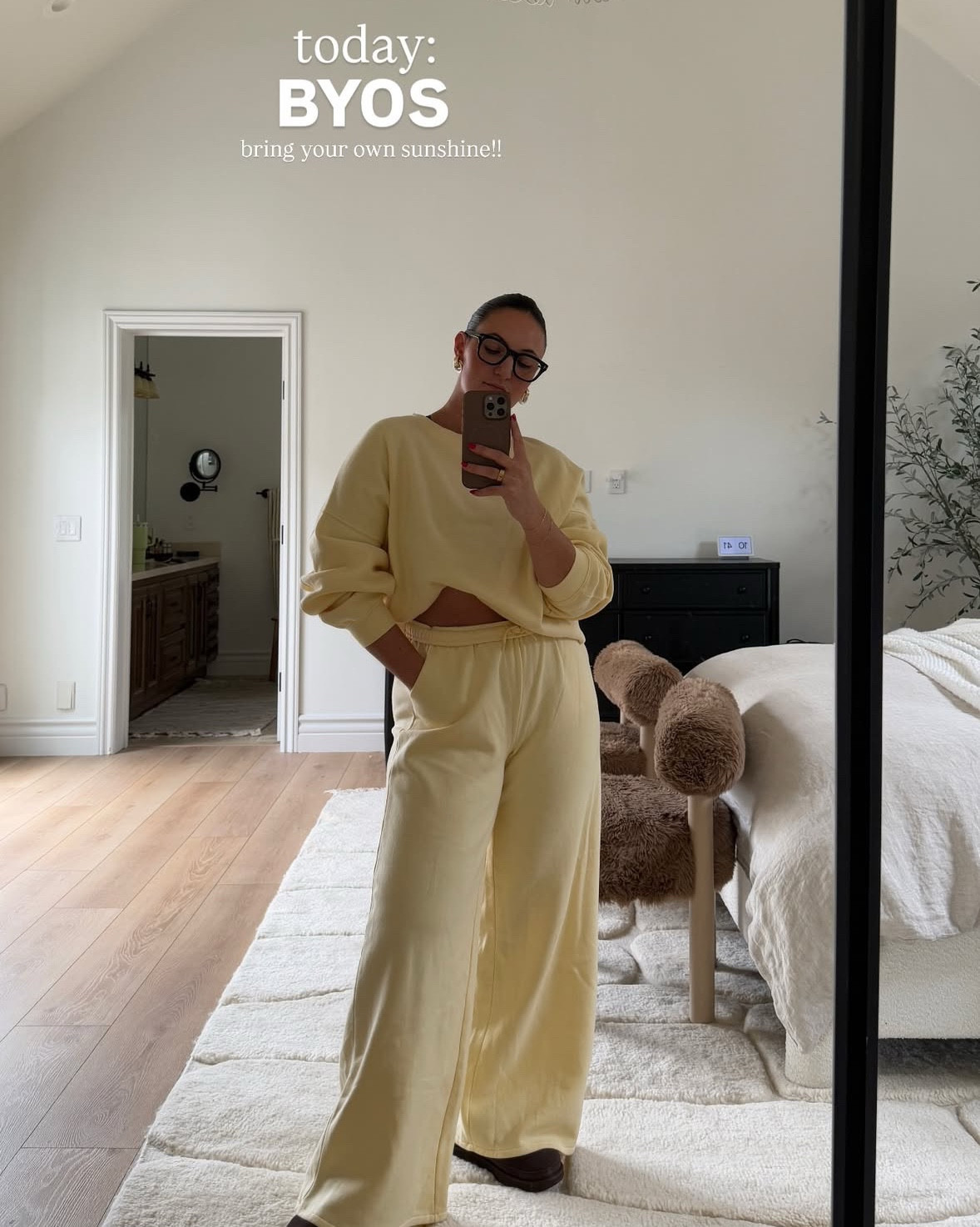 This gap set >>

butter yellow | gap | matching set