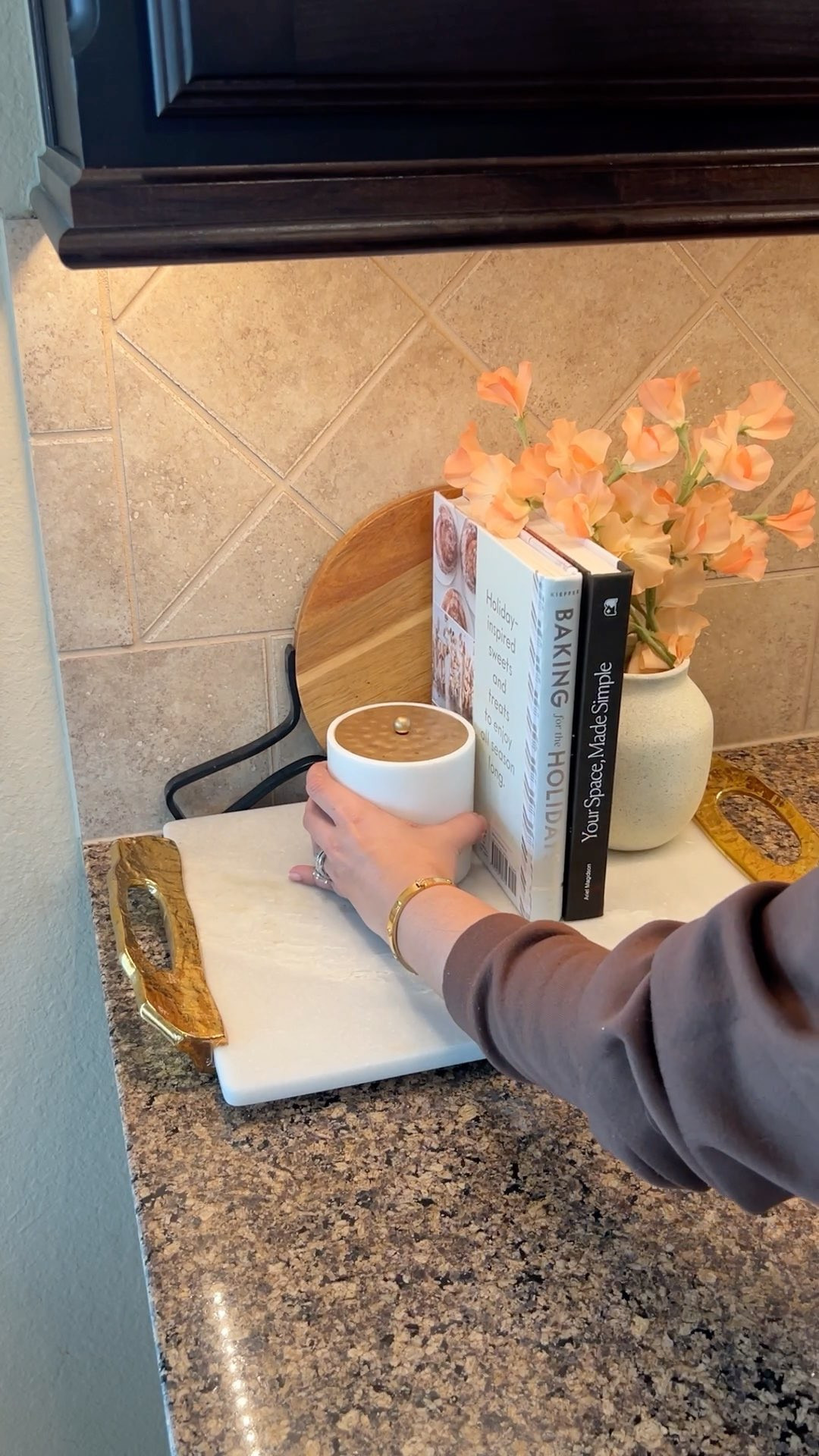 Resetting the kitchen and adding a few new touches. Sometimes small updates are all it takes to make the space feel refreshed! 

 #LTKdayinmylife #LTKHome