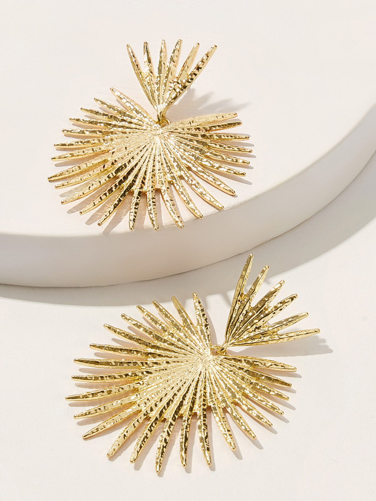 Radiation Shaped Drop Earring 1pair | SHEIN