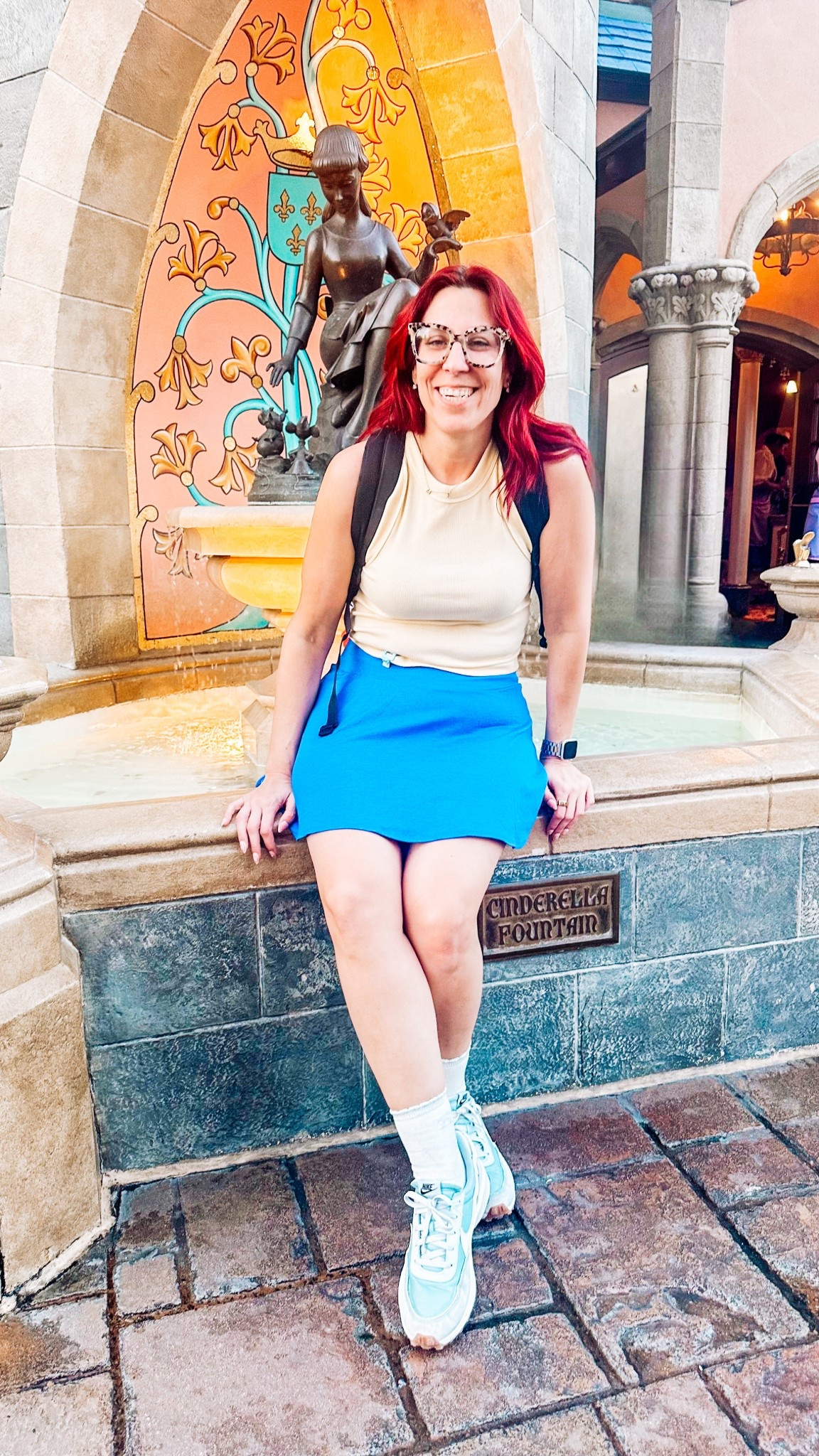 Snow White disneybound 🏰

#LTKTravel #LTKActive #LTKSeasonal