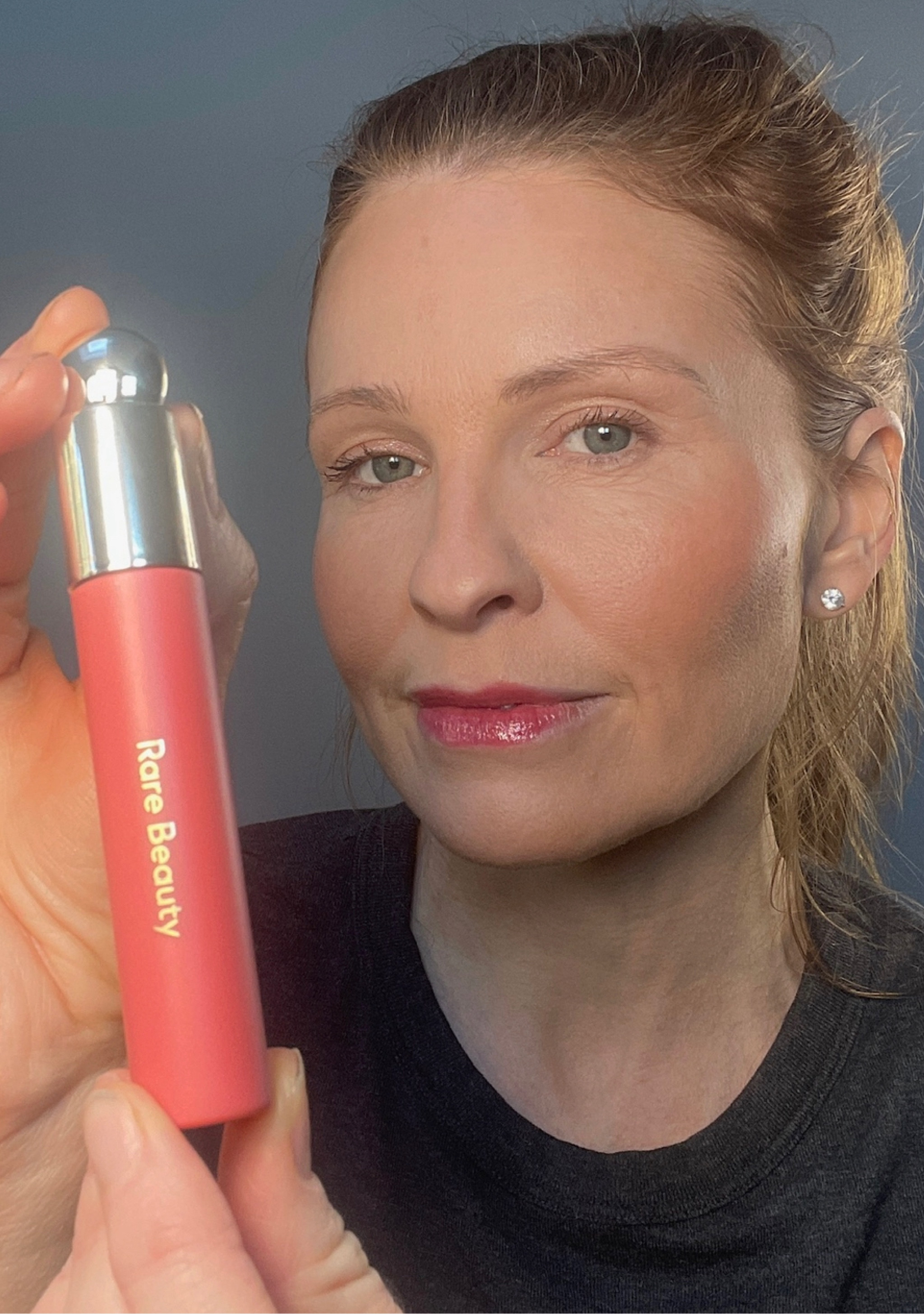 Plumping  hydrating lip oil that instantly gives you a pop of beautiful colour . You can build this up for a bolder look too . 
I’m wearing shade hope .
#lipoil #lipstick #makeup #lips 

#LTKU #LTKfindsunder50 #LTKbeauty