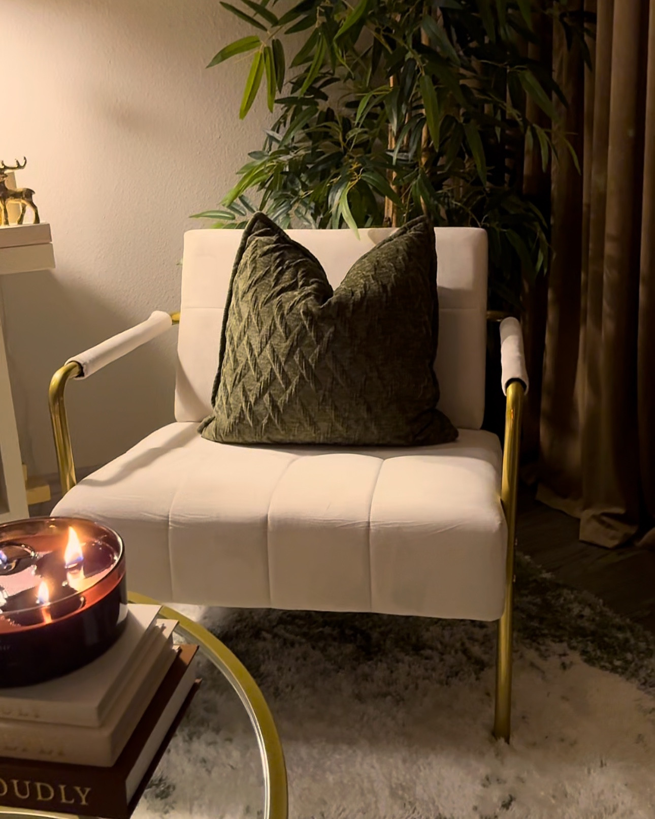 Listen here! These chairs are VELVET! Sturdy! Elegant! And do I need to mention the width of the seat? PERFECT for a plus size girl like me! No digging in my hips! If you’re plus size, you know what I mean! Style, look and comfort for that’s price? Girl please! You need these! 💯🤍

#LTKHome #LTKFindsUnder100