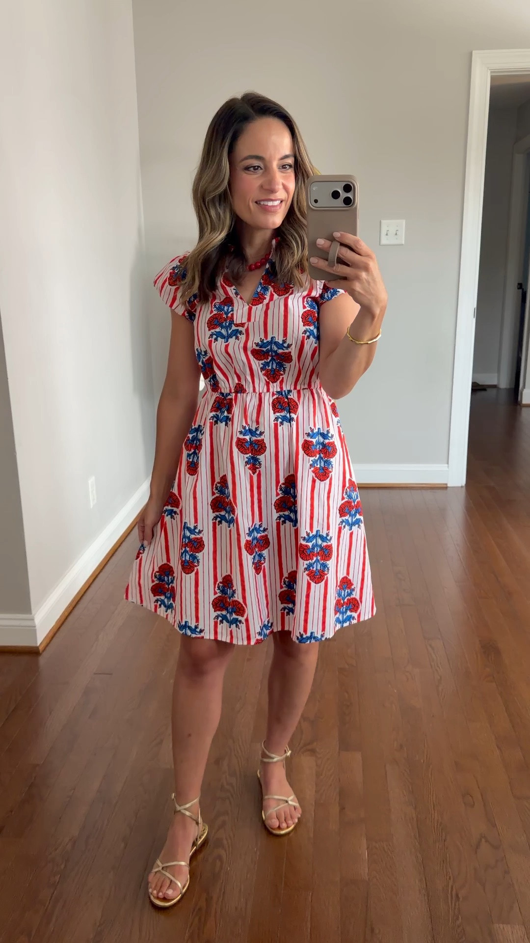 4th of July Outfit Ideas! 

Red, white, blue dress: 00

#LTKPetite