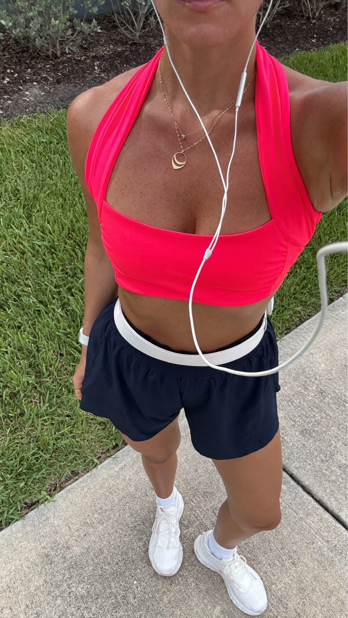 Walking fit ❤️

Free people movement, free people sets, workout shorts, free people sports bra

#LTKootd #LTKActive #LTKSeasonal