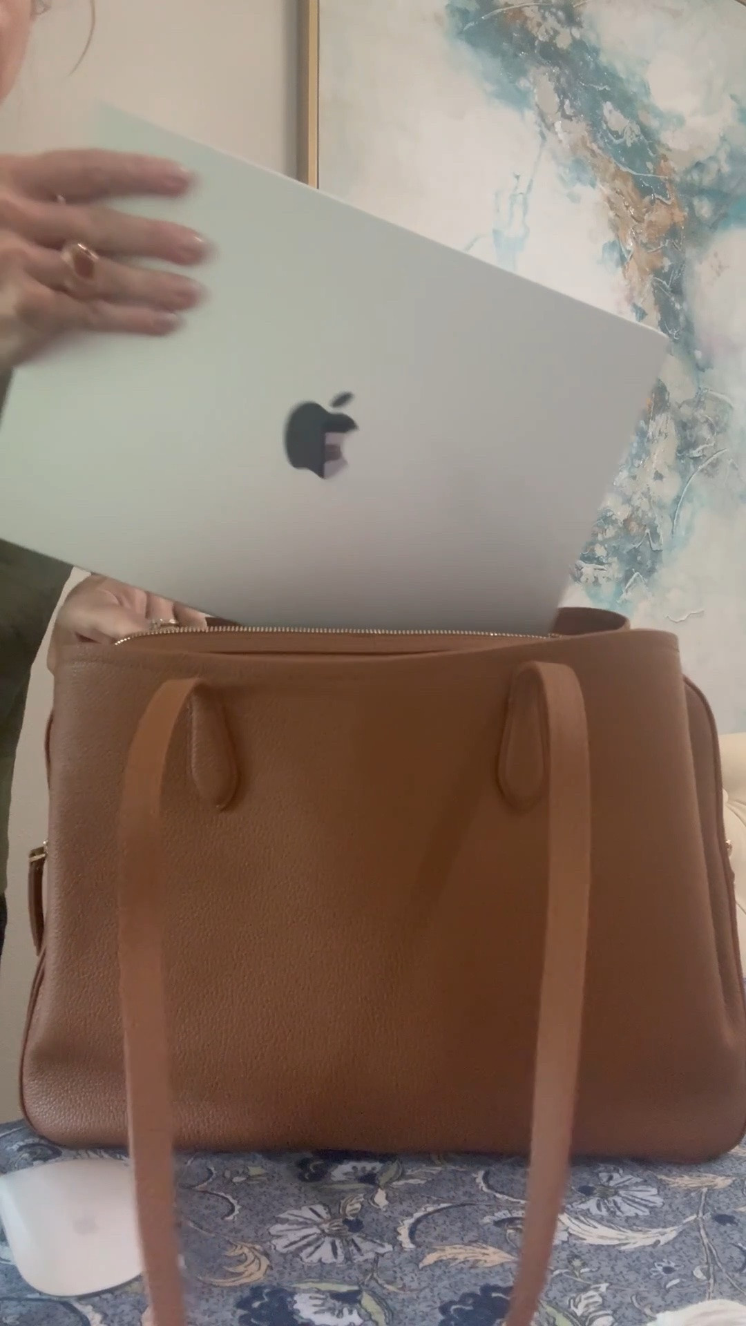 Searching for a new work totebag that’s fashionable and holds my laptop and this one is great!

#LTKvlog #LTKdayinmylife #LTKWorkwear
