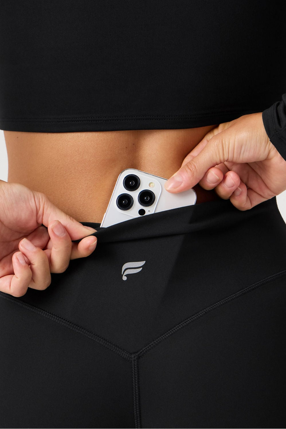 The No-Seam PureLuxe TLC Short 4" | Fabletics