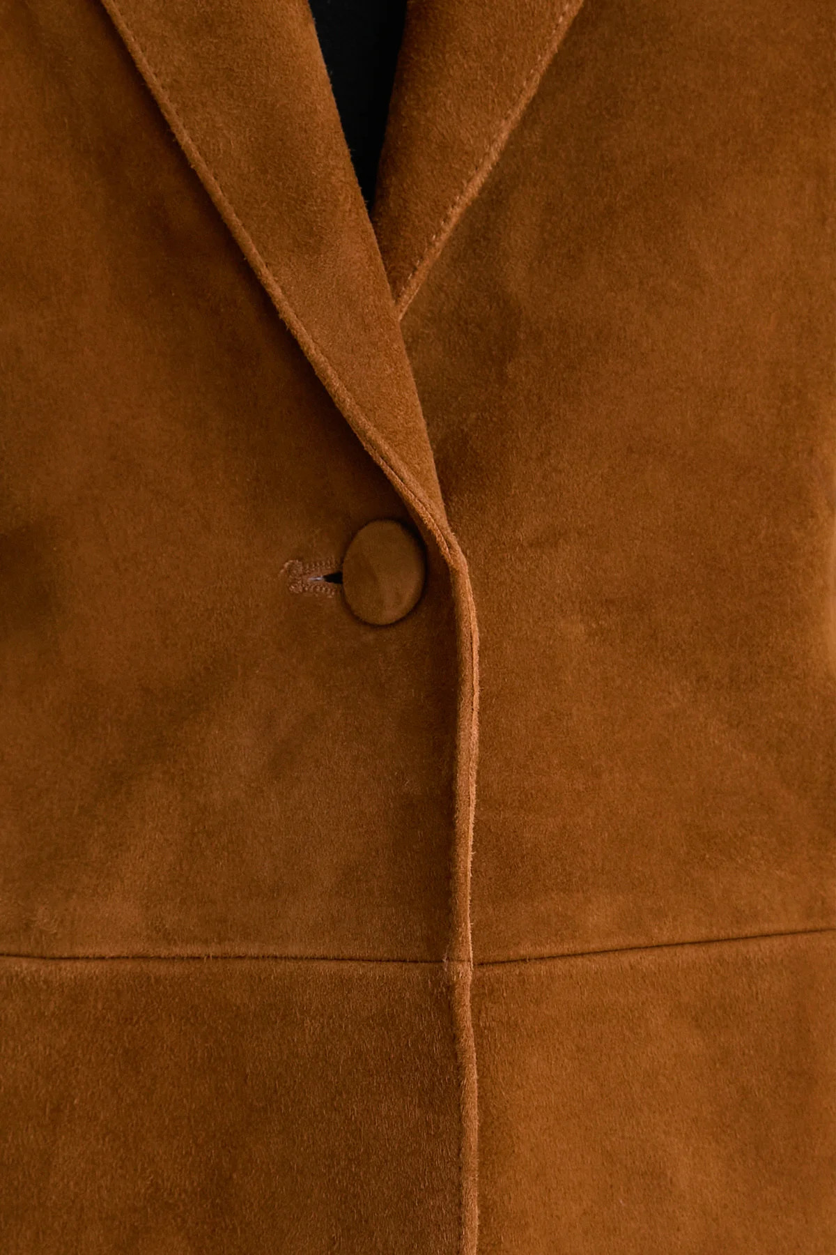 Toffee Suede Leo Boyfriend Blazer | Tuckernuck (US)