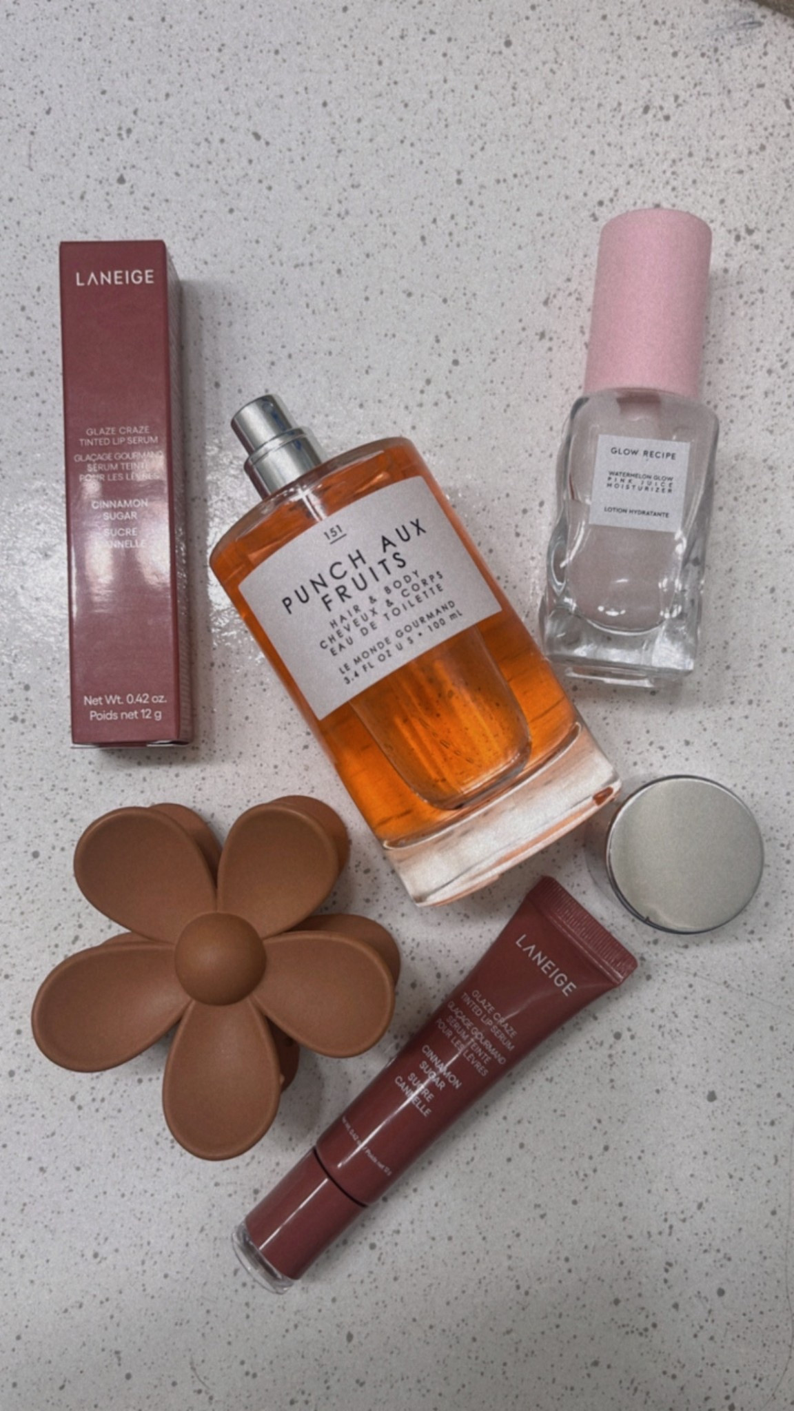 If you love a pure sweet floral scent this is your girl by Le Monde Gourmand 🌸
And this Cinnamon Sugar Laneige tinted lip serum is moisturizing & light weight!

#LTKStyleTip

#LTKU #LTKBeauty