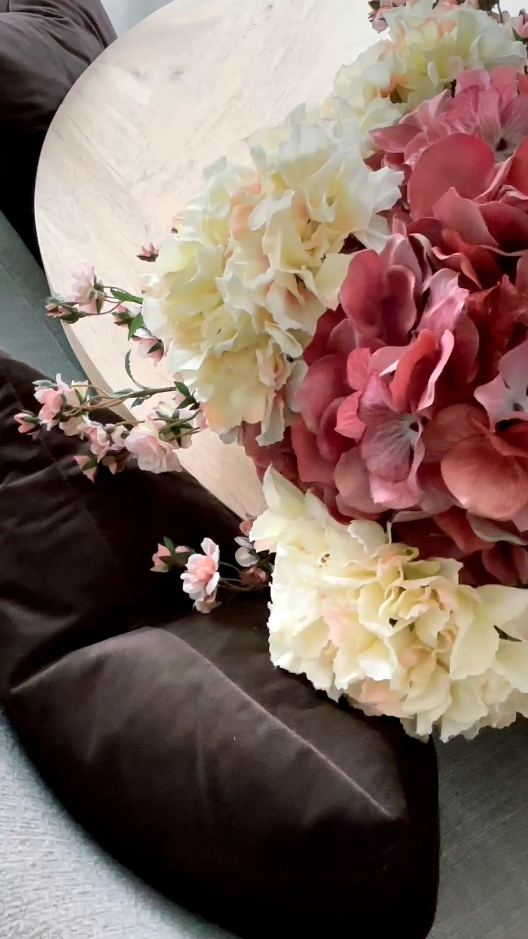 Spring had sprung with these beautiful florals! ✨

#LTKstyletip #LTKhome #LTKsummer