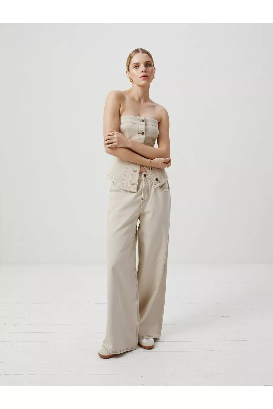 Oversized Wide Leg Baggy Jeans | Nasty Gal US