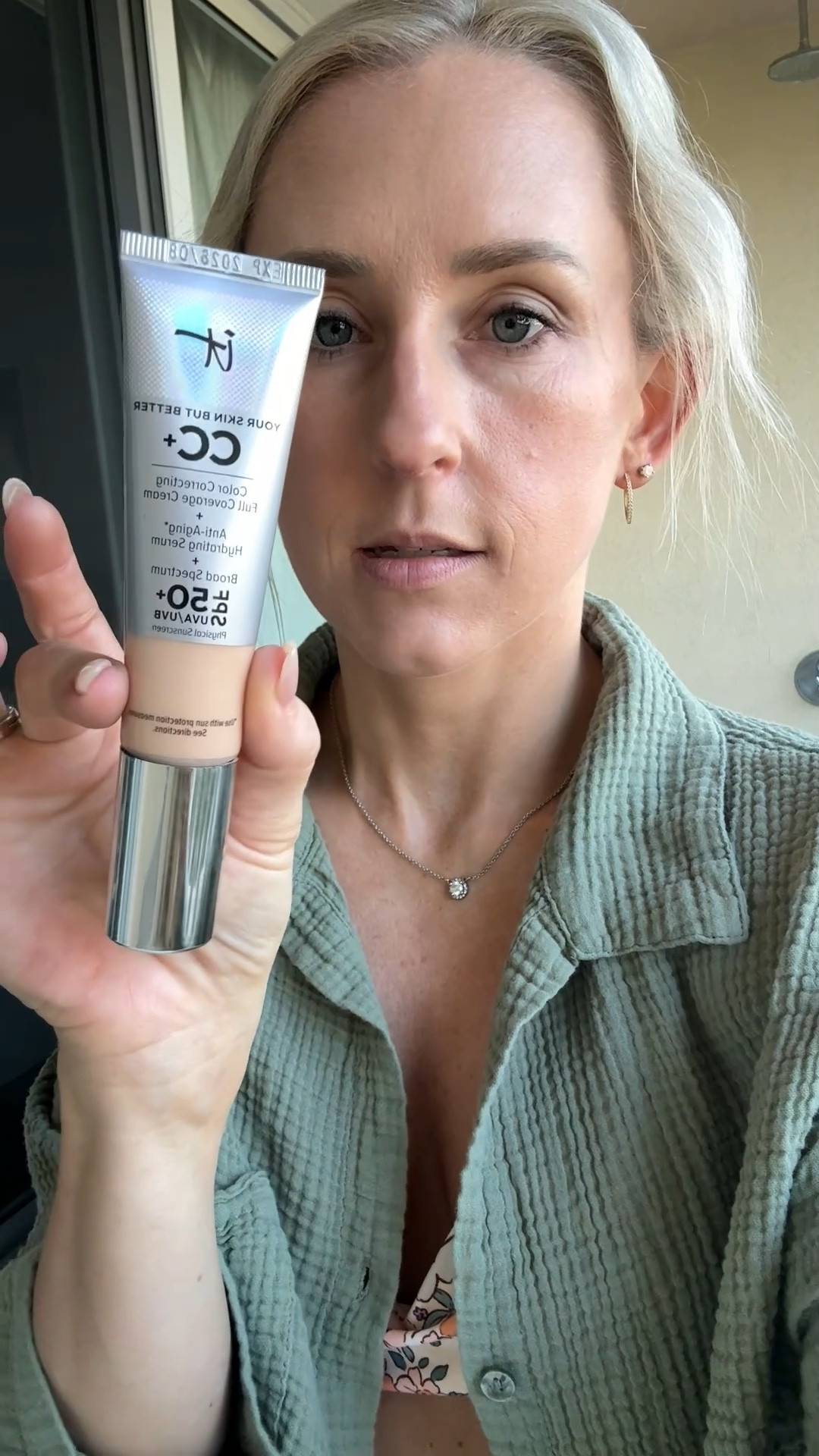 This is the BEST tinted moisturizer I’ve ever used 😍 it has SPF 50 and makes your skin look so glowy ✨ everyone needs this in their makeup bag!

Tinted Moisturizer | SPF | Sunscreen | Beauty | Makeup 

Come Stay Awhile, Amanda Vernaci

#LTKBeauty