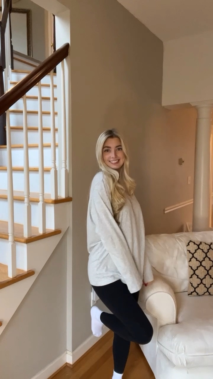 GRWM : Day 1 of 7 
•
my new favorite long sleeves that everyone needs!! seriously can’t recommend them enough! 
wearing a size small! 
•
•
•


#LTKstyletip #LTKunder50 #LTKsalealert