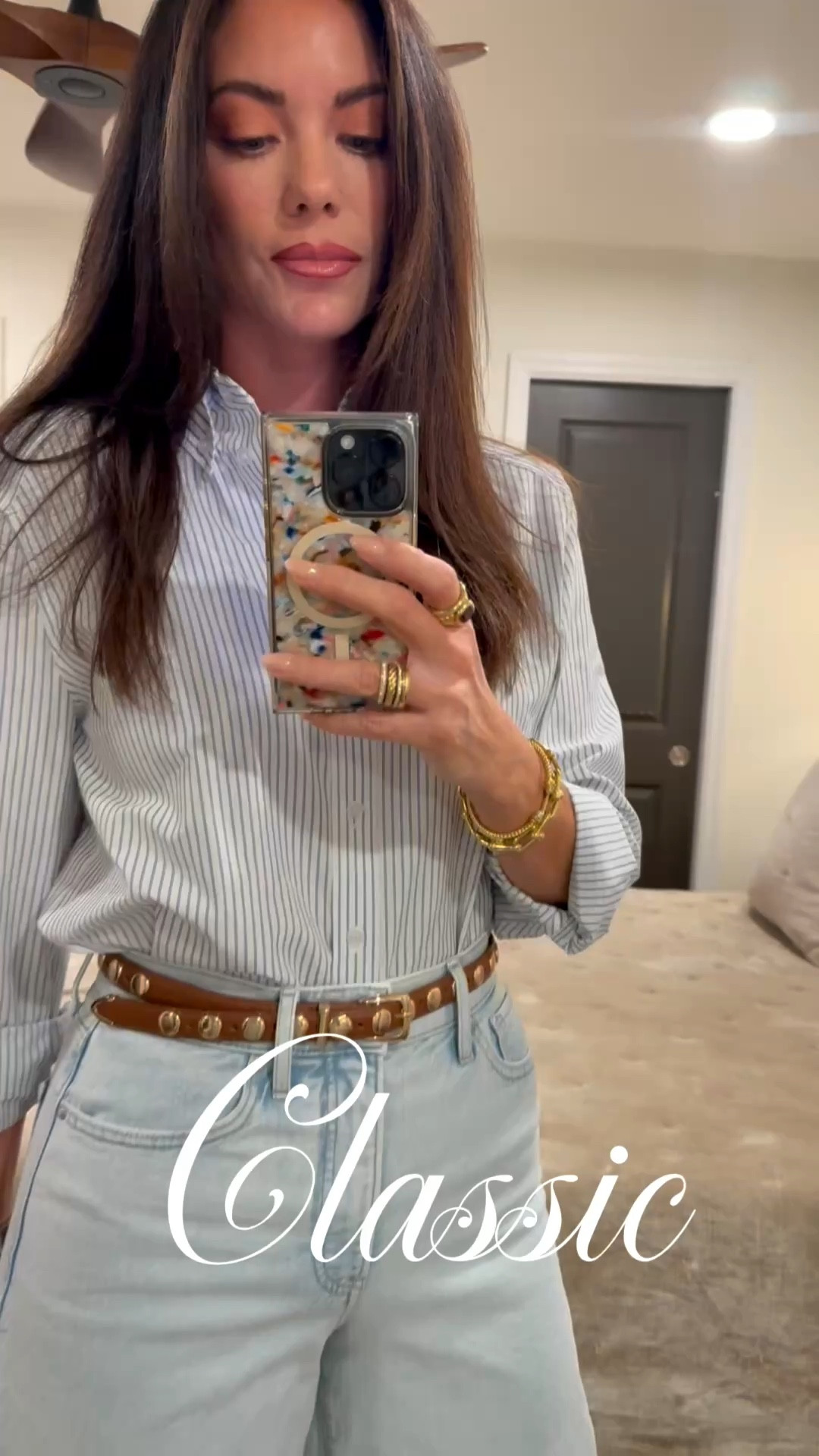 Such a classic look, but with some modern wide leg jeans 💙
Exact Amazon belt and Zara shirt will be linked in my stories and highlights on instagram. #classiclook #modernwoman #ootd #chicoutfit #LTK