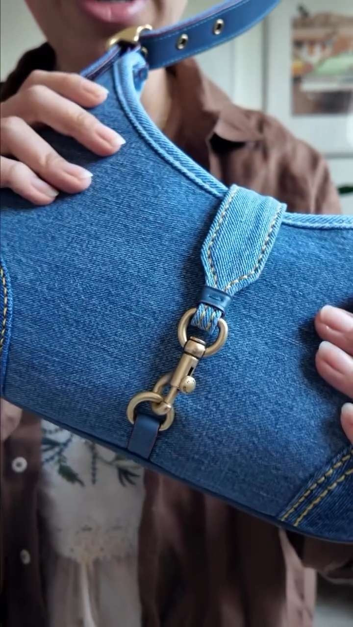 #WhatSheCarries | Meet my newest everyday staple — the Coach Hamptons Hobo Bag in denim 💙

Casual, cool, and effortlessly elevated. I’ve been reaching for it nonstop. The vintage-inspired denim gives it that laid-back vibe I love. Plus denim goes with almost everything.  

// Fashion, Classy, Trending, Trendy, Mom In Style, Mom Style, Mom Fashion, Shoulder Bag, Coach, Coach Bag, Coach Purse, Denim, Denim Bag 

 

#LTKSeasonal #LTKStyleTip #LTKItBag