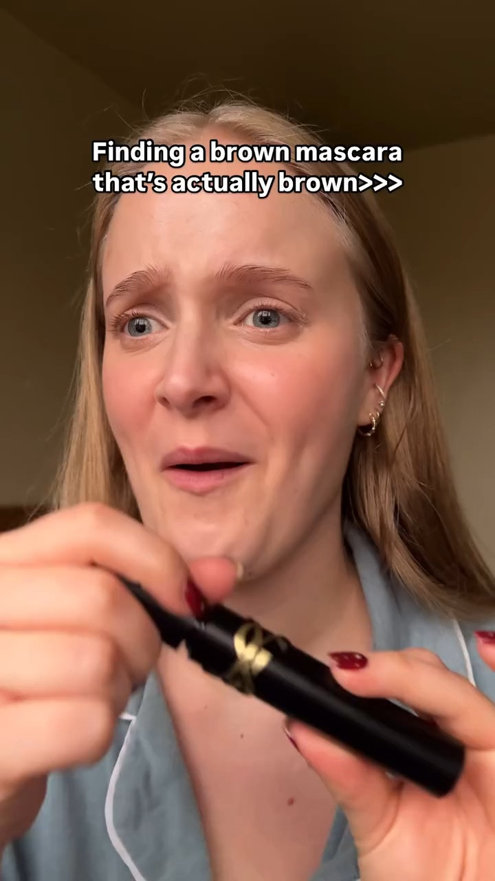 Adding another brown mascara to my “it’s actually brown and not almost black mascara” list

Using @yslbeauty lash clash extreme volume in brown (ad/gifted product) 

#brownmascara #yslbeauty #yslmascara #lashclashmascara #mascarareview #mascarahacks #mascara