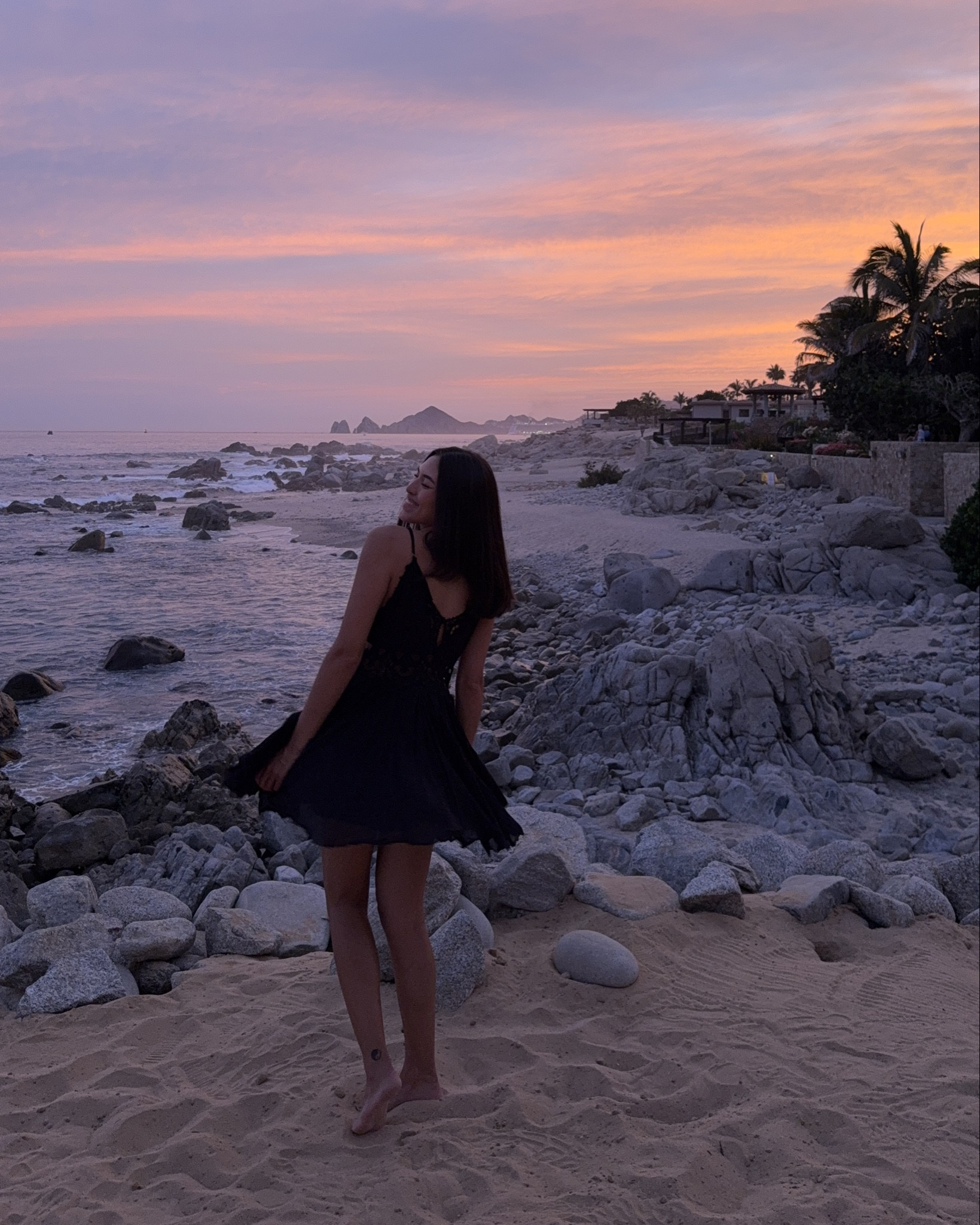 fav dress since 2017 🫶🏼
(das kleid wurde von free people etwas überarbeitet und hat einen minimal anderen schnitt, ist aber sehr ähnlich) 