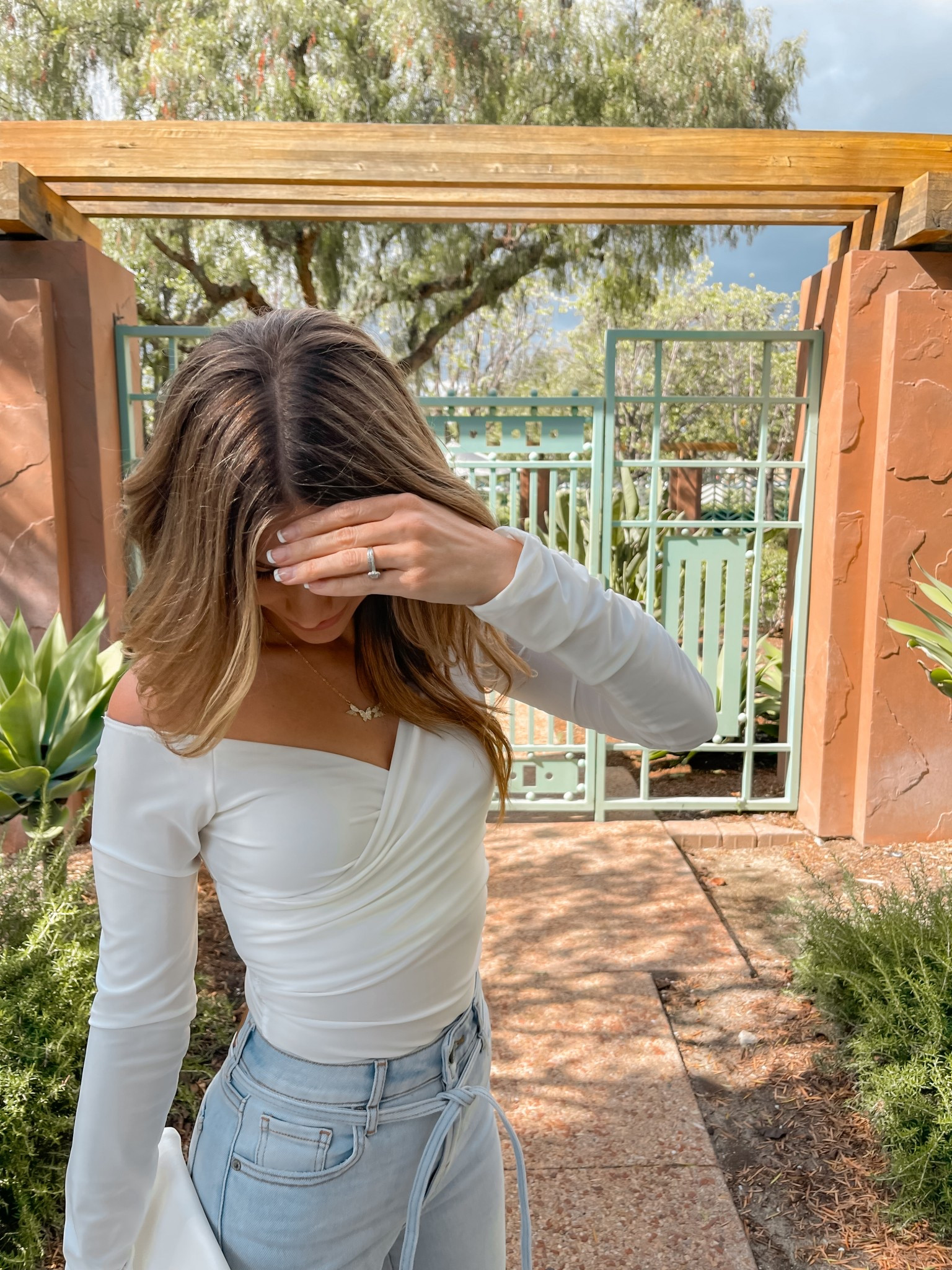 Neutral Spring Outfit 🦋

Bodysuit, high waisted denim, wide leg denim, heels, nude heels, butterfly necklace, handbag, clutch. Neutral outfit, affordable style. Petite style. @vici

#LTKFindsUnder50 #LTKPetite #LTKFindsUnder100