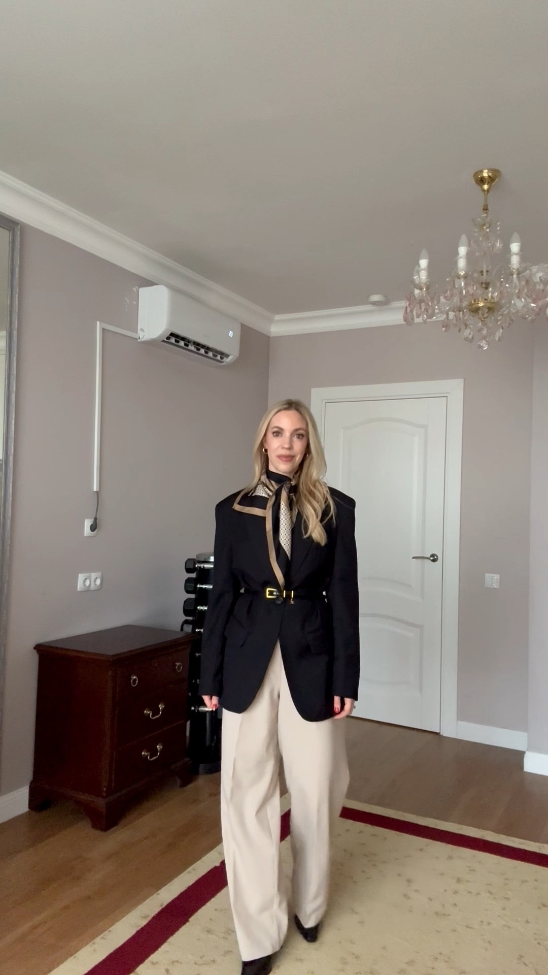 Work outfit, business casual, spring workwear, silk scarf, oversized black blazer, style over 40

#LTKgrwm #LTKWorkwear #LTKOver40