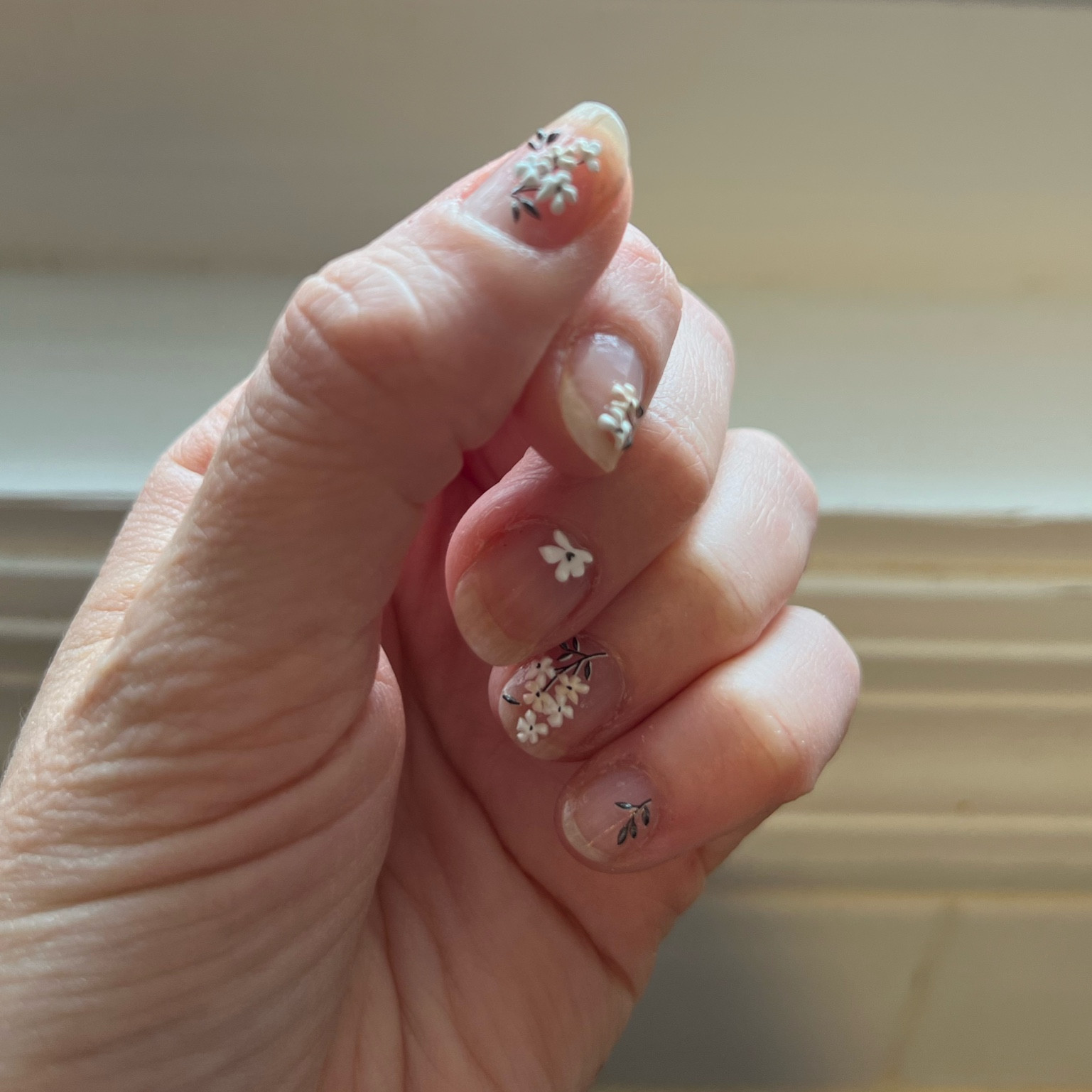 Spring nail stisparkle

#LTKbeauty #LTKFestival