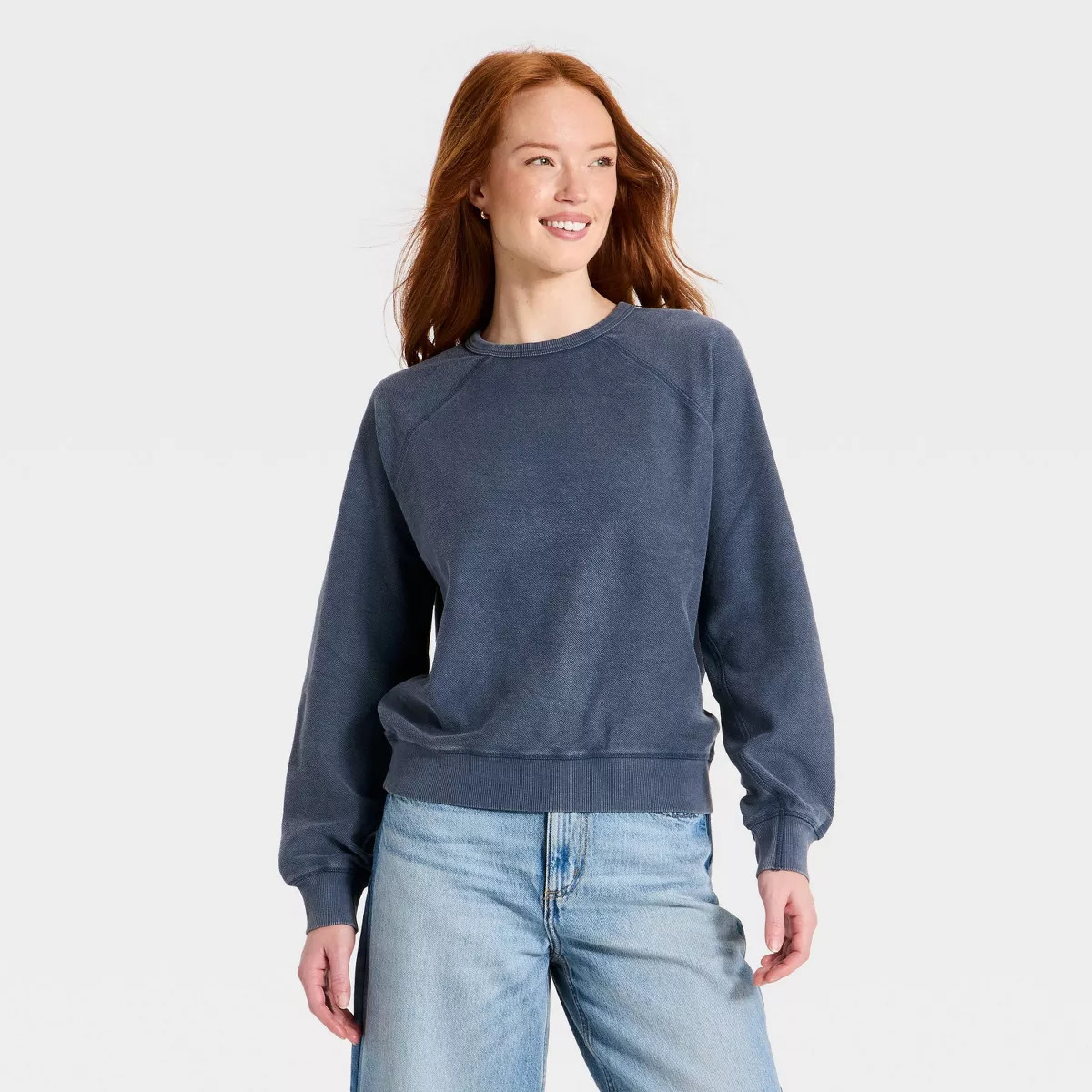 Women's Raglan Sweatshirt - Universal Thread™ Navy Blue XS | Target