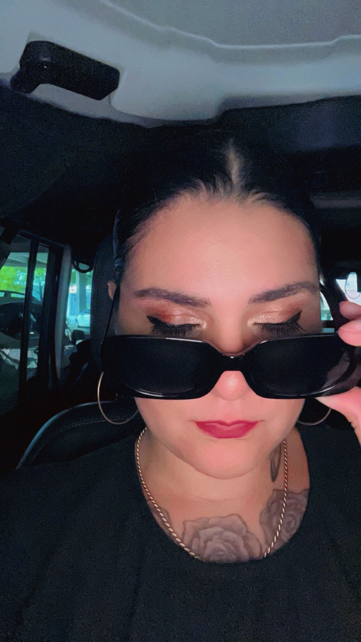 Quick and easy look for the day 😎 

#LTKFindsUnder100 #LTKBeauty #LTKStyleTip