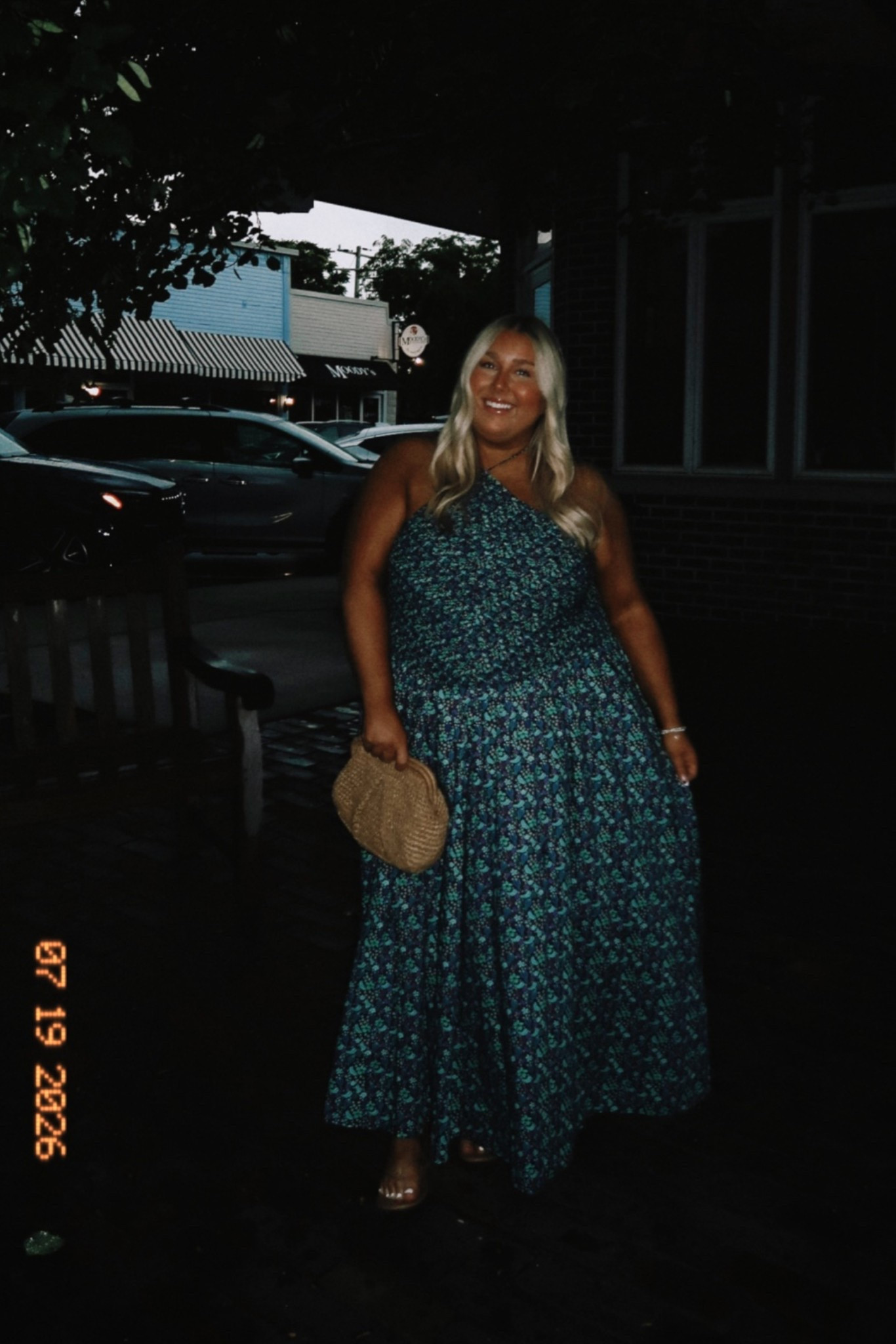 They don’t have she exact pattern but linked similar! I’m wearing a 2x!