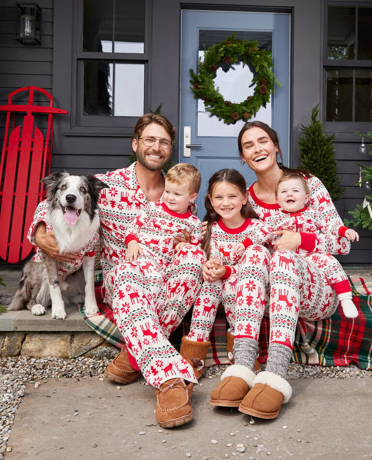 Holiday Dear Deer Matching Family Pajamas | Hanna Andersson