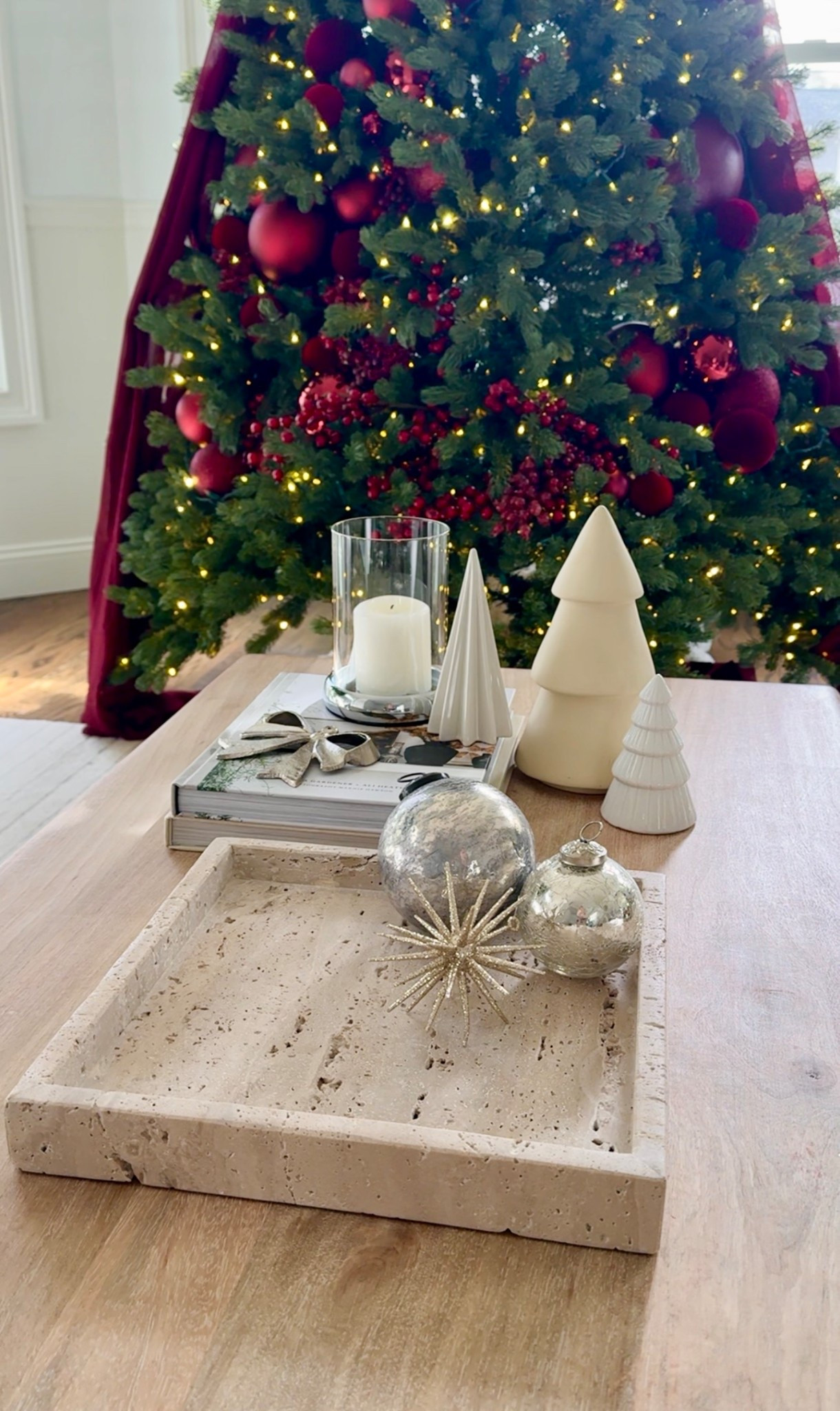  If you like simple, neutral holiday décor — this travertine tray and candle holder I used here are both on sale right now on Amazon. They’re heavy, great quality, and perfect for a coffee table or entryway.

#holiday #christmas #coffeetable #styling #hurricane #chrome #red #amazon #westelm #crateandbarrel #travertine

#LTKHome #LTKSaleAlert #LTKHoliday