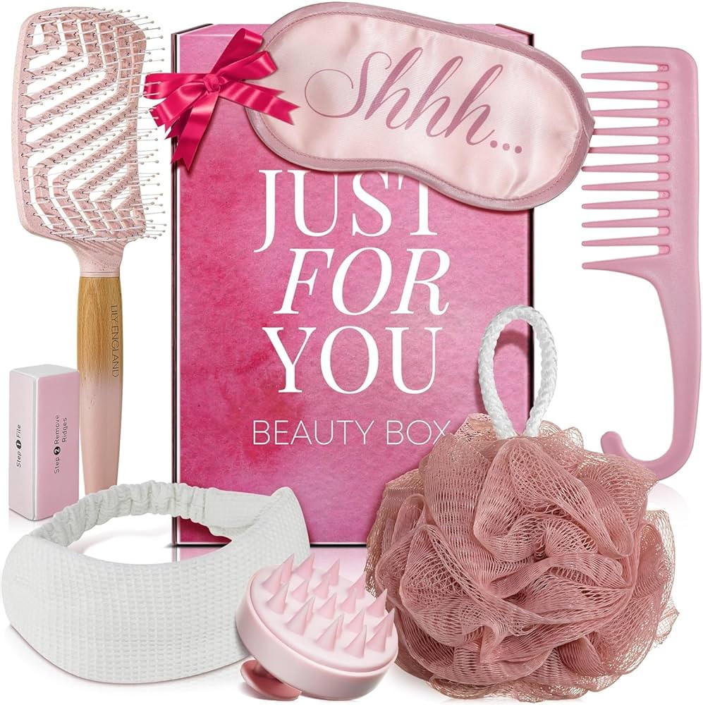 Lily England Self-Care Beauty Gift Set for Women - 7-Piece Luxury Spa Gifts for Moms, Sisters & G... | Amazon (US)