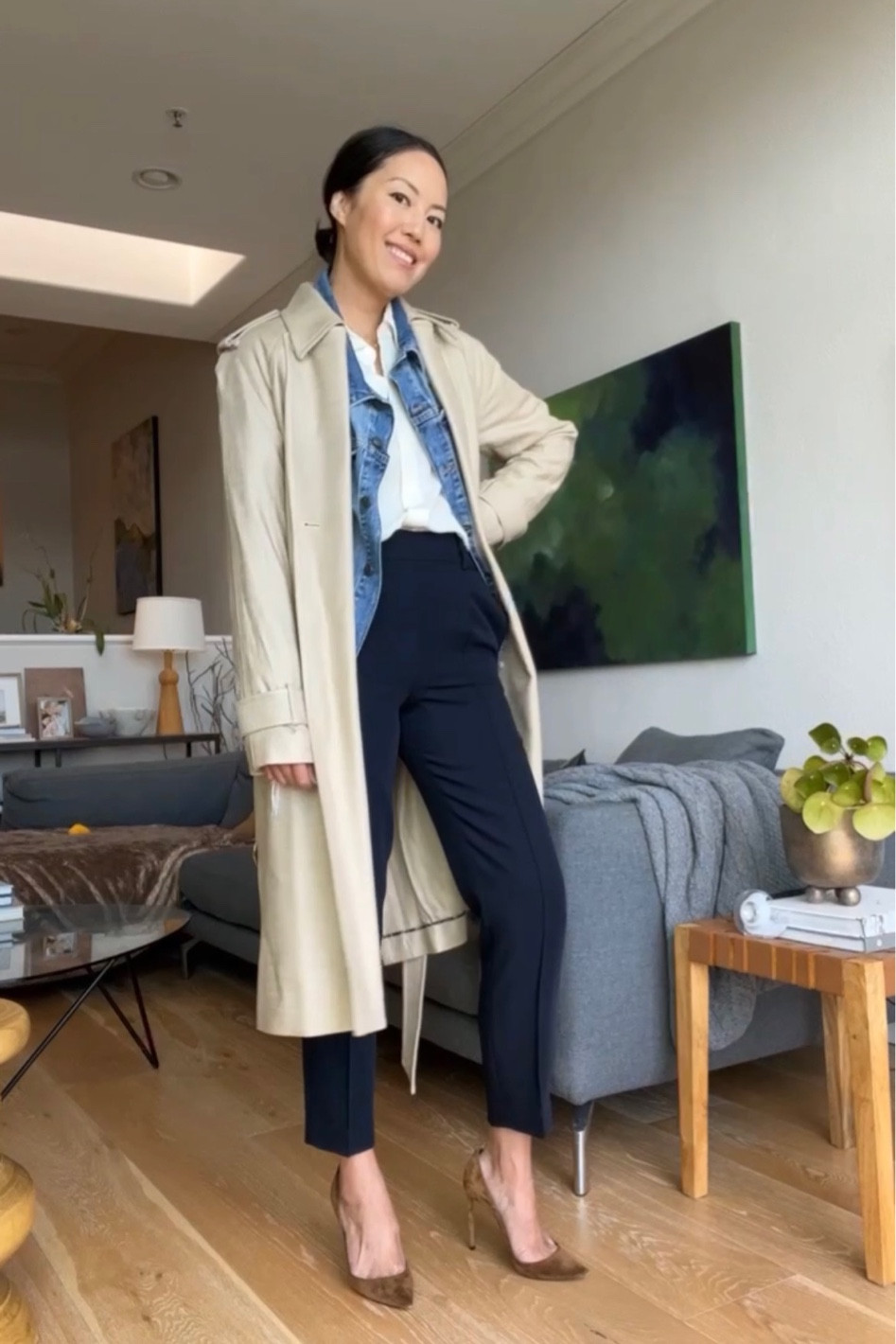 Layer a denim jacket under a trench coat: casual and relaxed.

#LTKworkwear #LTKstyletip