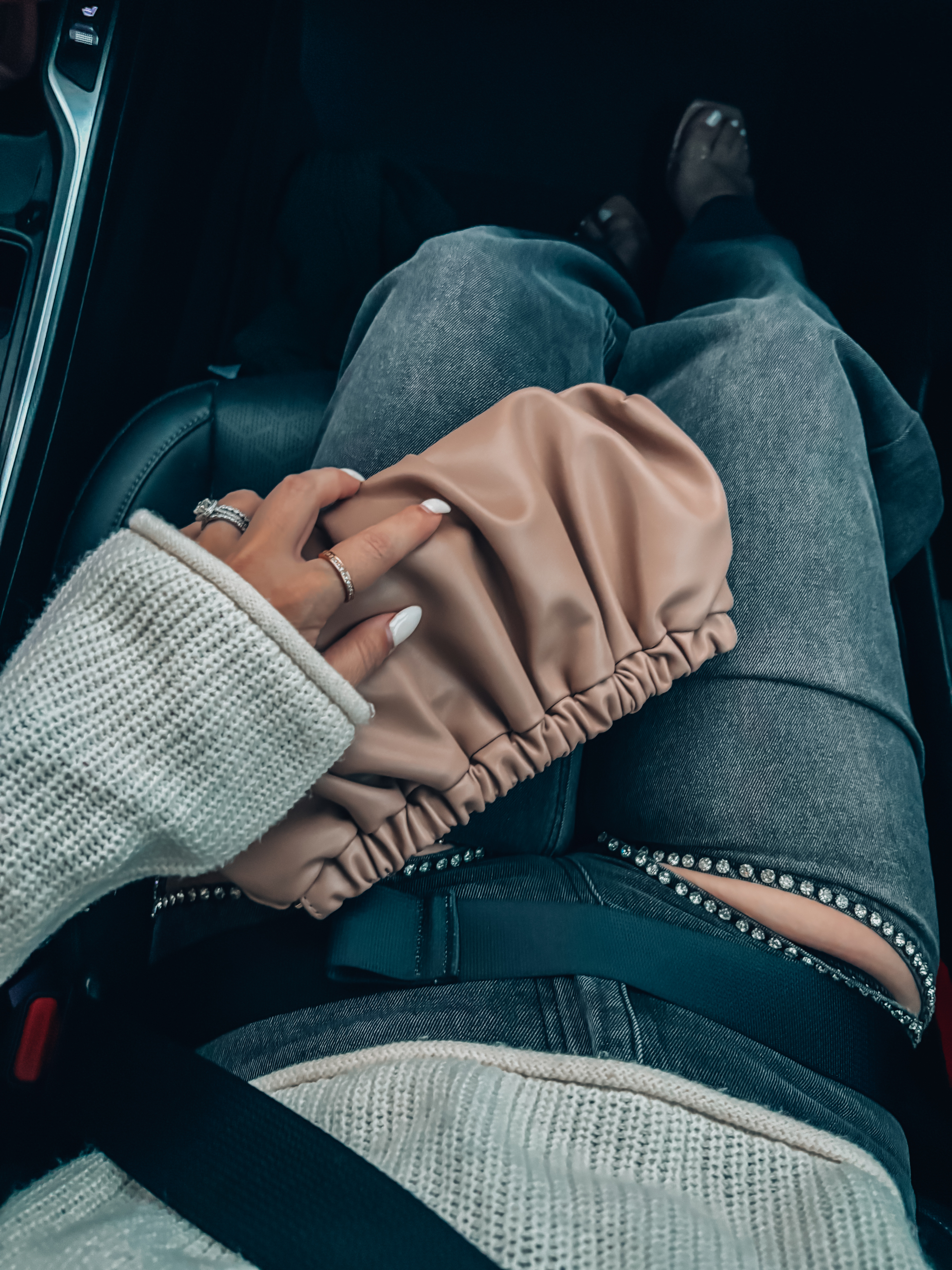 Date night outfit details 

#LTKFindsUnder50 #LTKSeasonal #LTKStyleTip