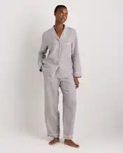 100% European Linen Long Sleeve Pajama Set with Piping | Quince