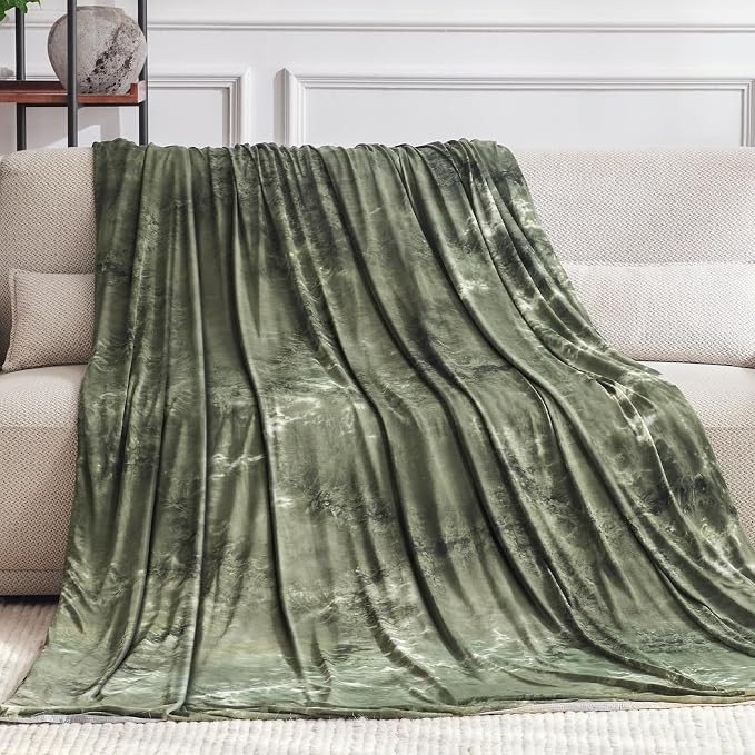 Guohaoi Cooling Throw Blanket for Hot Sleepers, Full Size 60''×90'' Lightweight Breathable Summe... | Amazon (US)