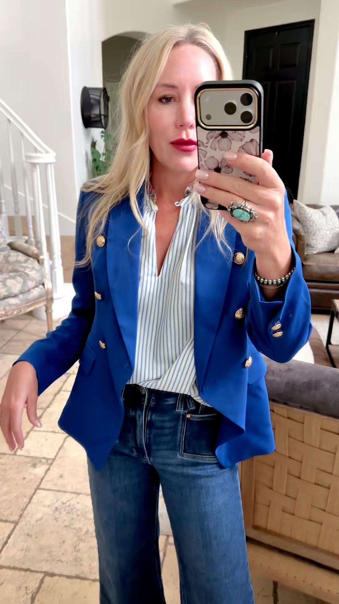 Absolutely love this blazer from Amazon💙

#LTKWorkwear #LTKootd