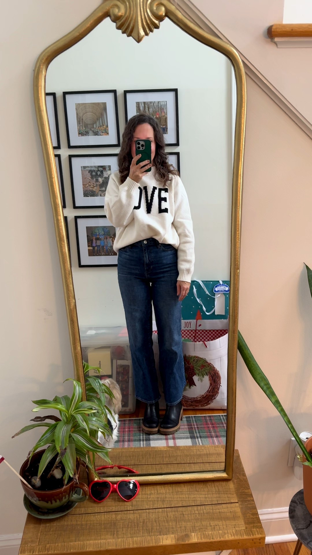 Today’s winter outfit 🖤 Love sweater is older Old Navy, my fav Frame denim and Sorel boots.

#LTKSeasonal #LTKdayinmylife #LTKOver40