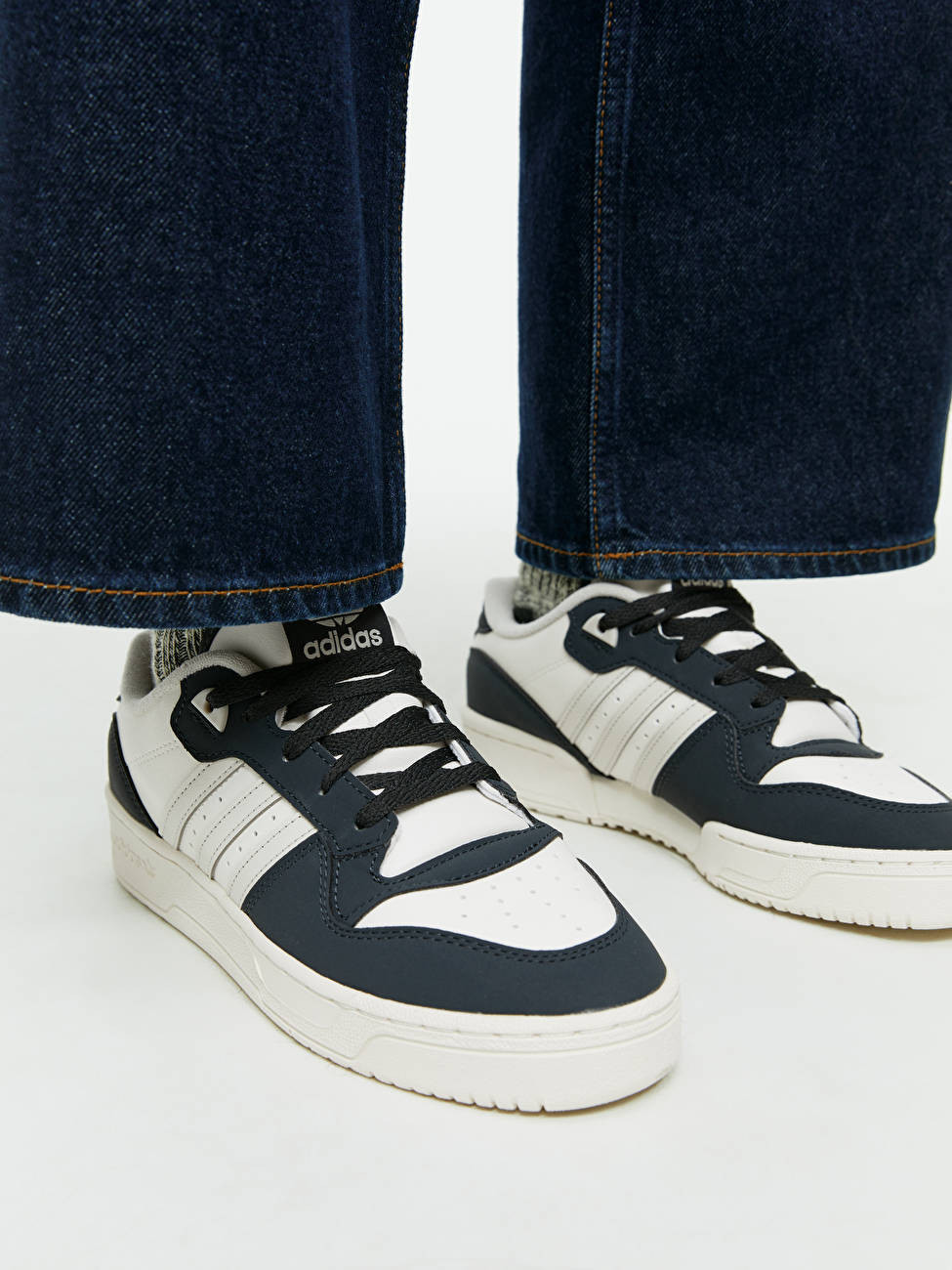 Low-Top-Turnschuh Rivalry von adidas | ARKET (EU)