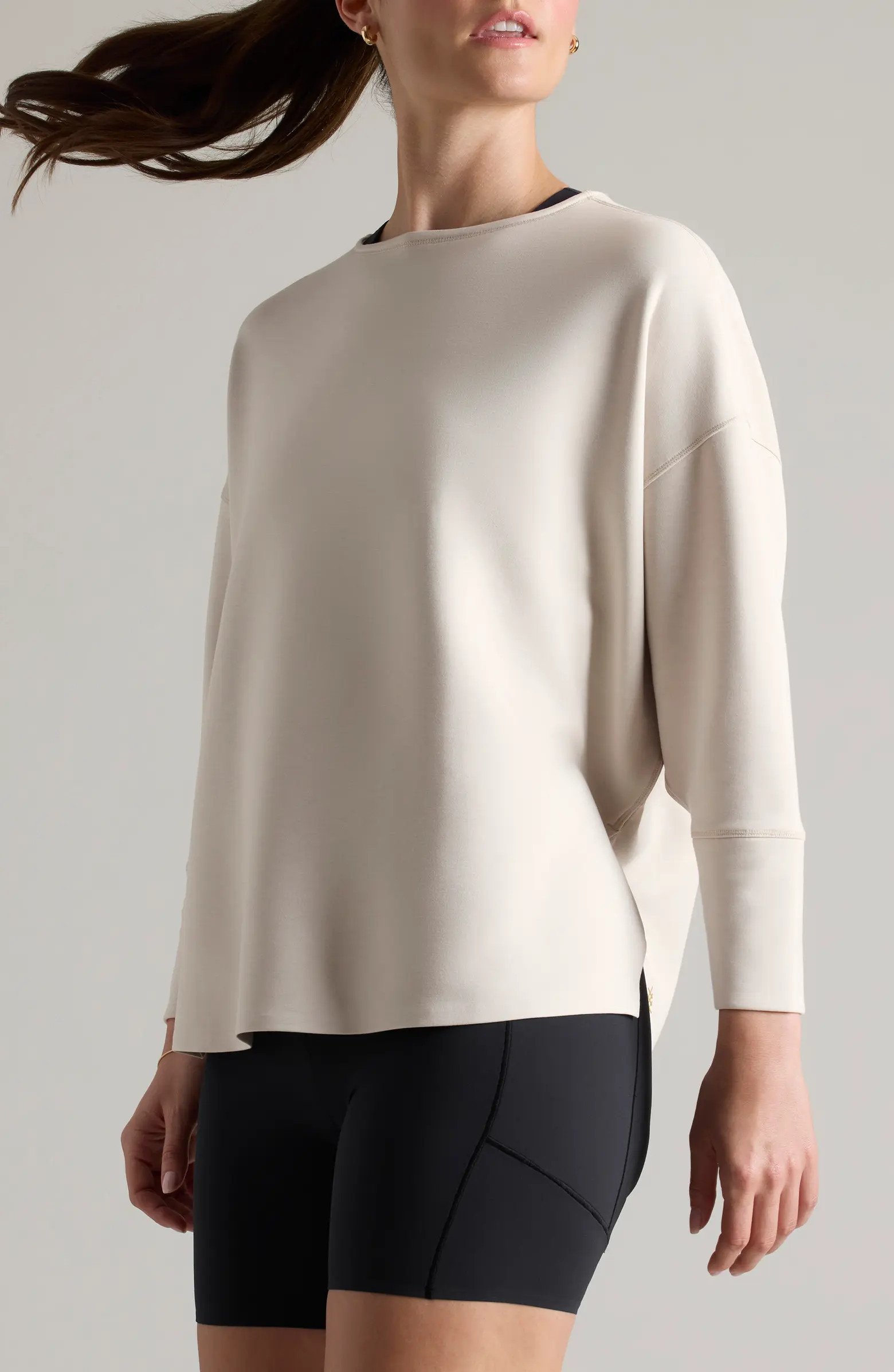 DreamGlow Pullover Sweatshirt | Nordstrom