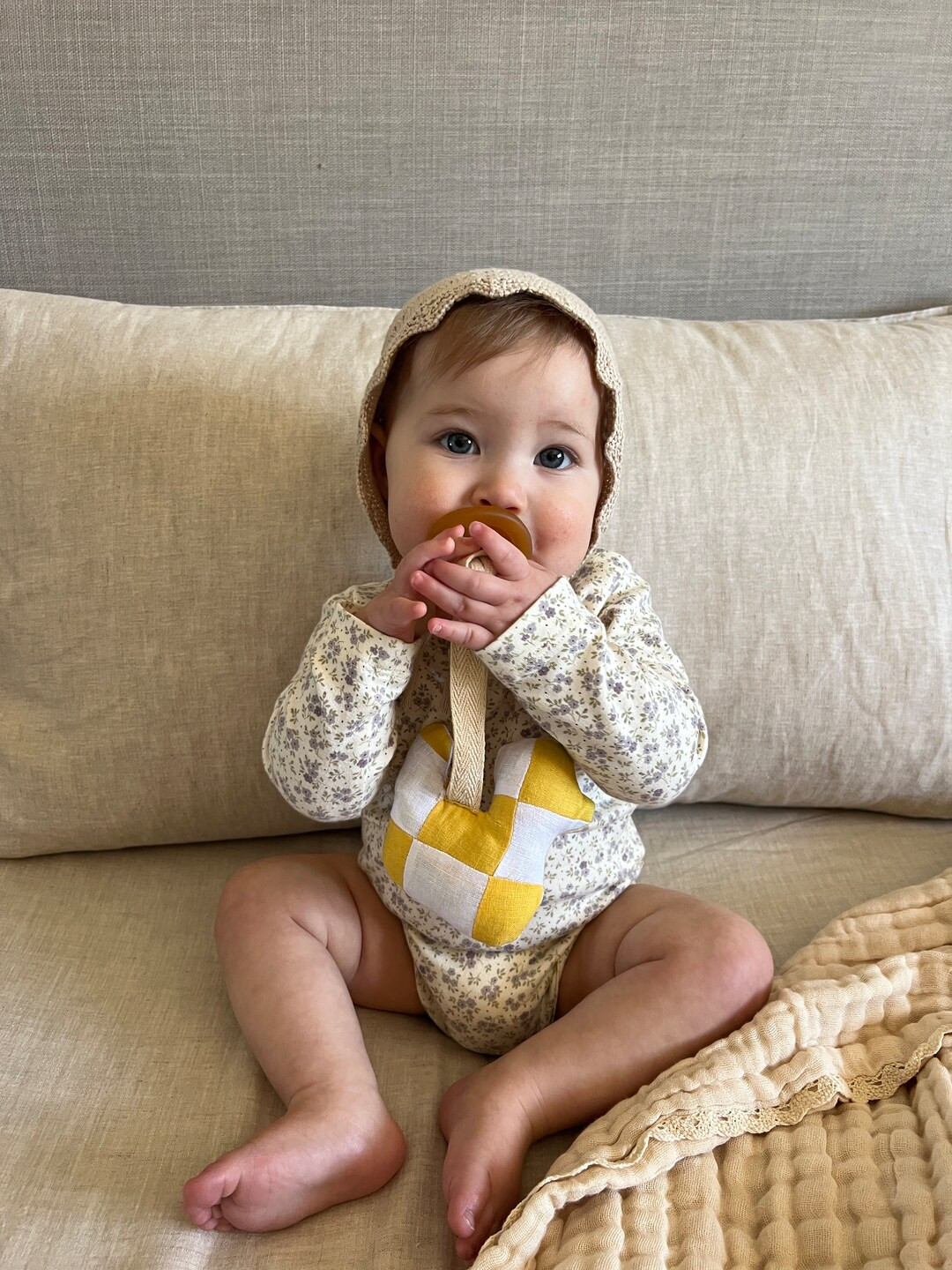 Quilted 100% Linen Duck Pacifier Holder - Etsy | Etsy (US)