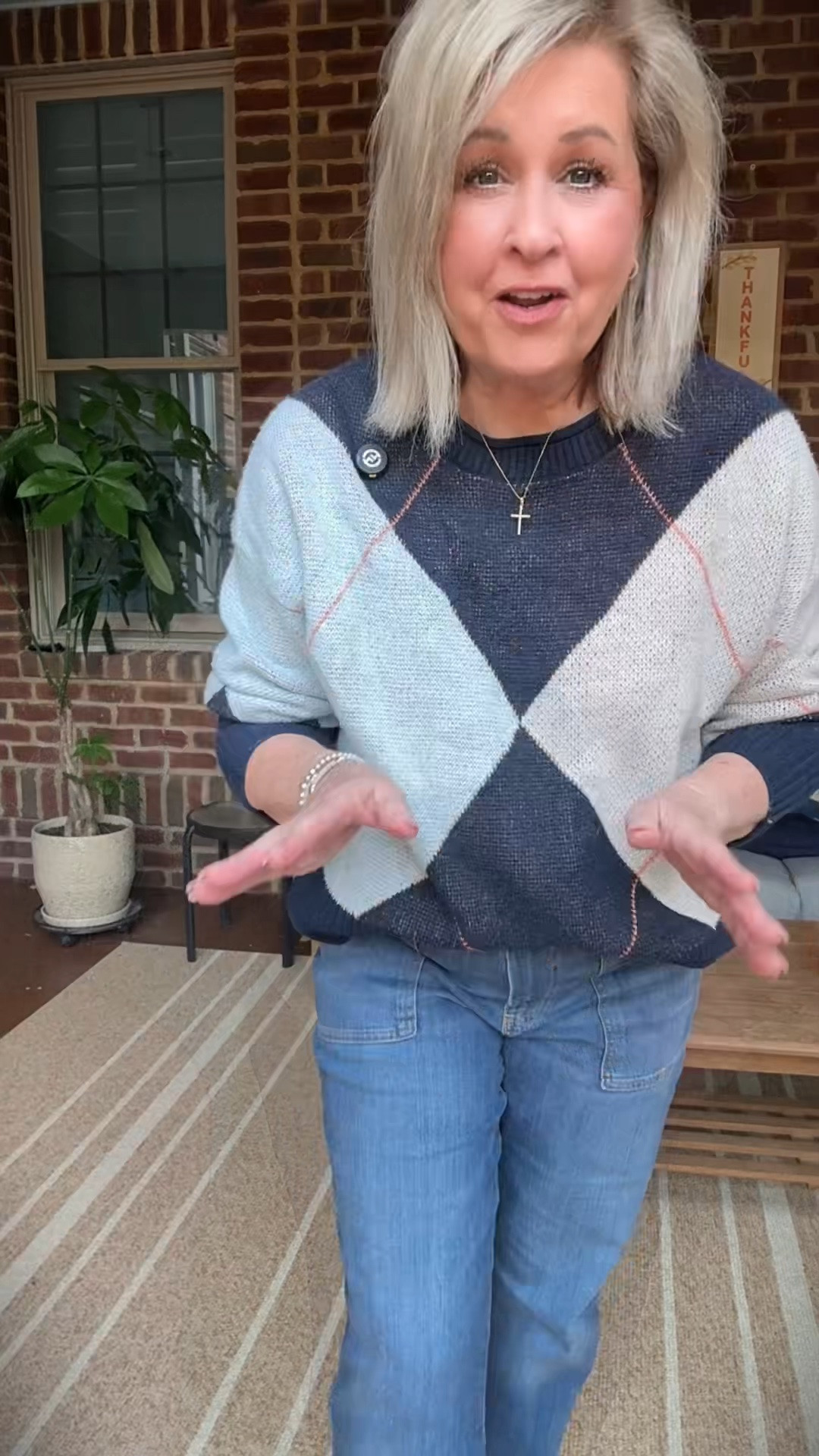 Argyle is having a moment again, and I love this navy and cream version. It adds a little interest to a simple pair of jeans without making the outfit feel too busy.

@kohls #kohlspartner #kohls #kohlsfinds

#LTKOver40 #LTKootd