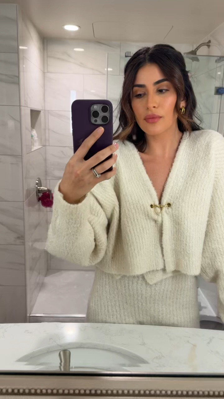 Simple hair style 🎀

#targetfinds

#LTKWatchNow #LTKBeauty #LTKStyleTip