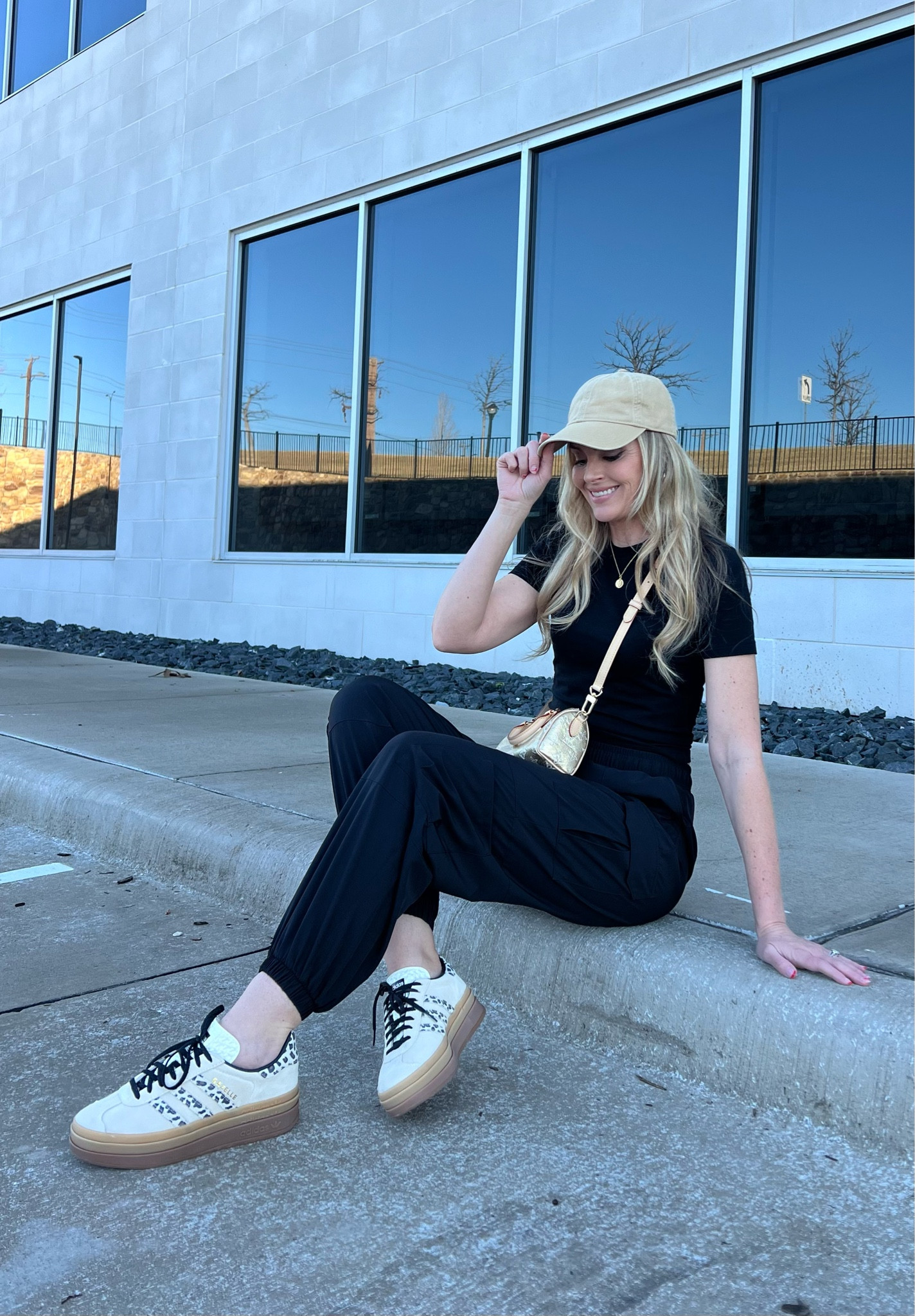 10% OFF at Albion Fit when you use my link: https://links.albionfit.com/resort10holly AND my code: RESORT10HOLLY 
They have some really pretty new, resort wear collections and some really great travel looks as well ✈️ 👙 👗
I love these lightweight, comfortable cargo pants and they are perfect for casual outfits and travel days! 🖤
Don’t forget to use my Link + Code when shopping/purchasing for your discount! 🛍️ 
Message me with any questions! 
.
.
.
.
.
#cargopants #resortwear #traveloutfit #traveloutfits #travellooks #albion #albionfit #casualoutfit #casualoutfits #everydaystyle #everydaystyles #springbreakoutfits #casualstyle #casualstyles #streetstyle #streetstyles #streetwear #highstreet #casualfashion #comfortableoutfit #comfortableoutfits #hollythehousewife #casualootd #casaullooks #casualoutfitinspo 

#LTKStyleTip #LTKOver40 #LTKTravel