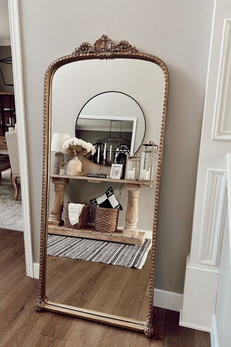 Home decor details🤎 

Entryway mirror 
Gold mirror 
Home finds 
Amazon 
Target home 

#LTKFindsUnder100 #LTKHome #LTKStyleTip