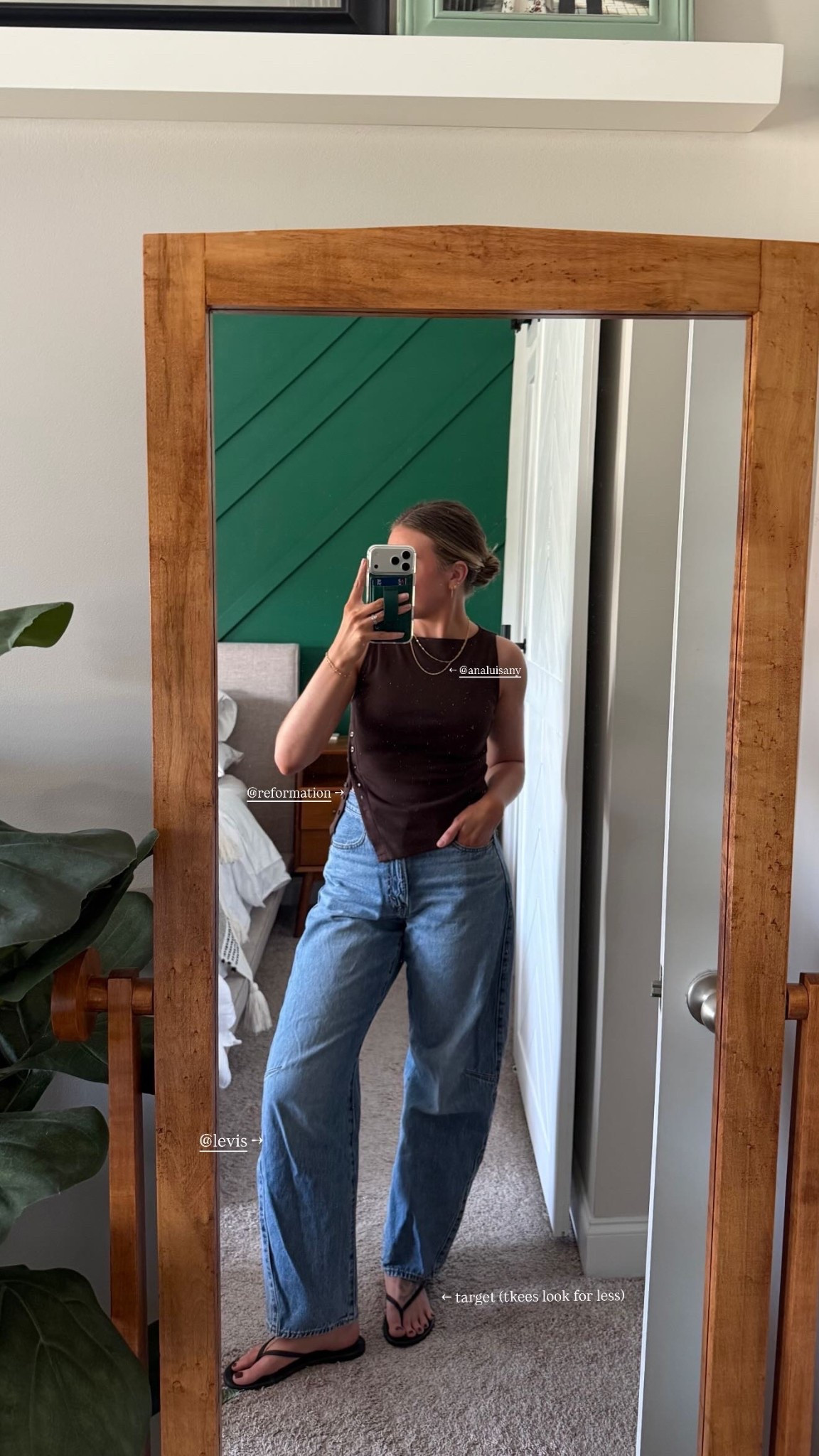 Asymmetrical knit tank: xs
Cinch waist barrel jeans: 25
Sandals: run tts

spring outfit / casual style / elevated basics / jeans and a top / daily outfits / for her / Heather Blair 

#LTKgrwm #LTKootd #LTKWorkwear